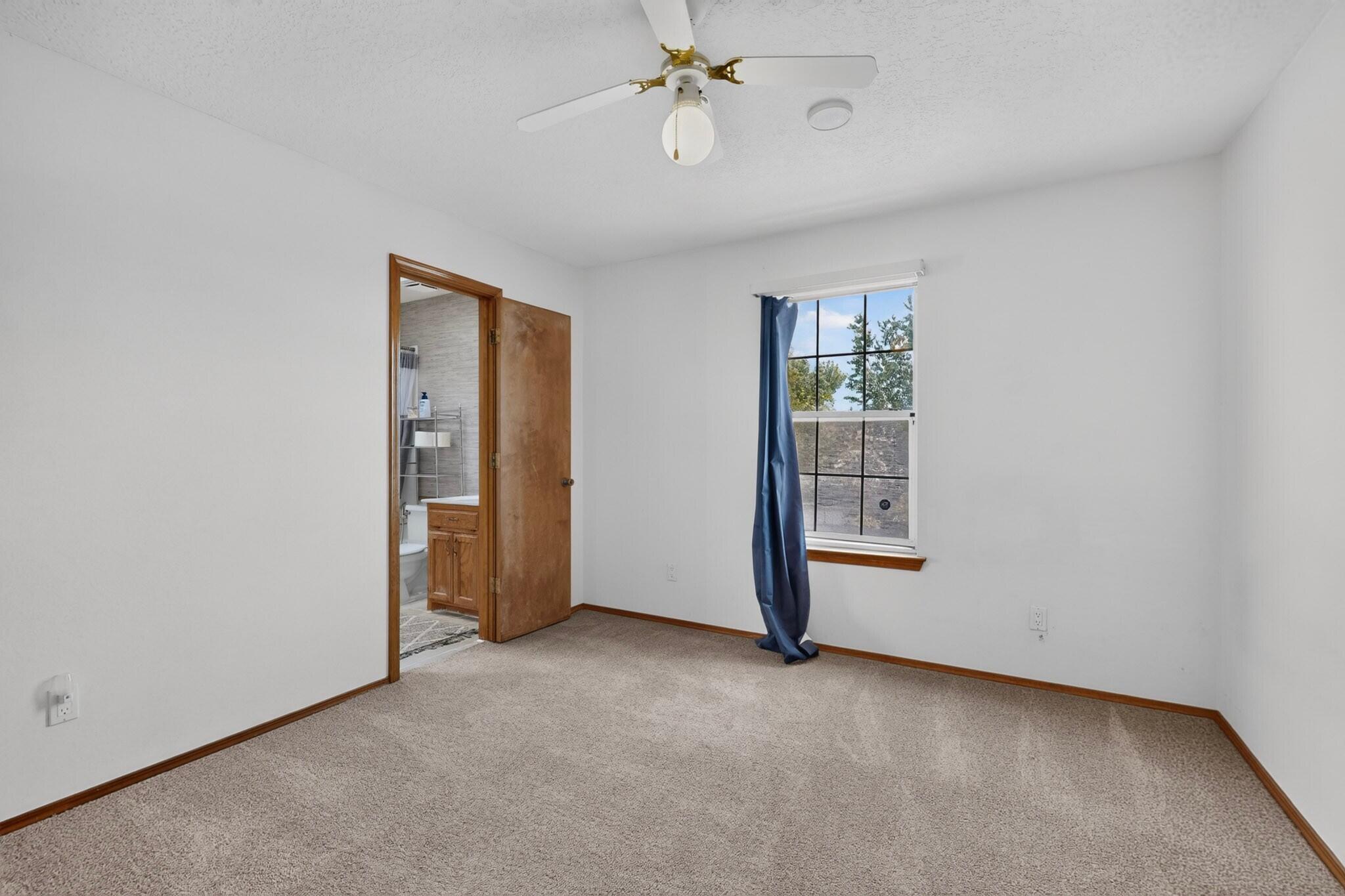 Photo 18 — 6308 Montano Pointe Road NW