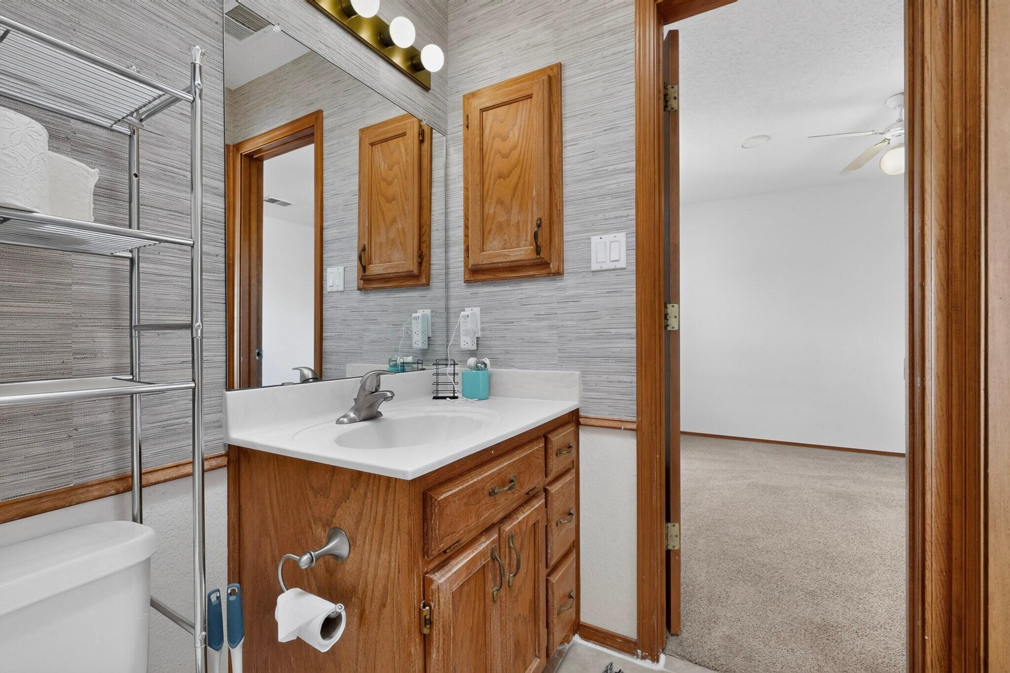 Photo 11 — 6308 Montano Pointe Road NW