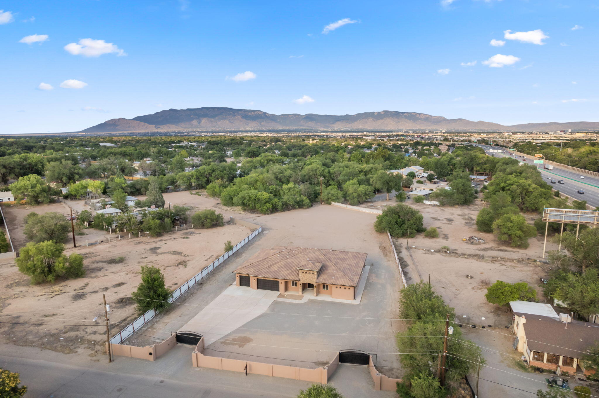 Photo 3 — 1202 Gabaldon Road NW