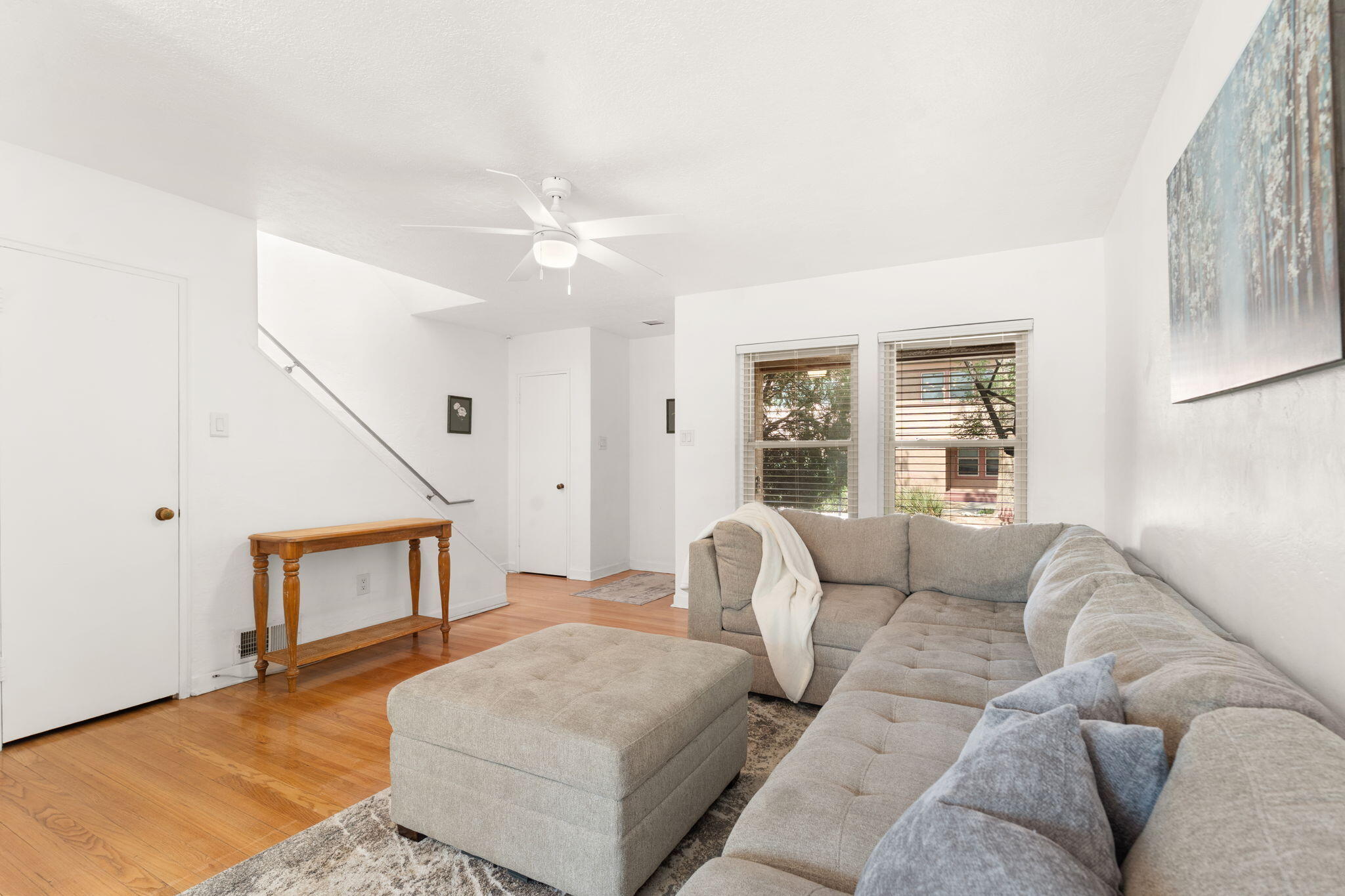 Photo 17 — 1405 San Carlos Road SW 3