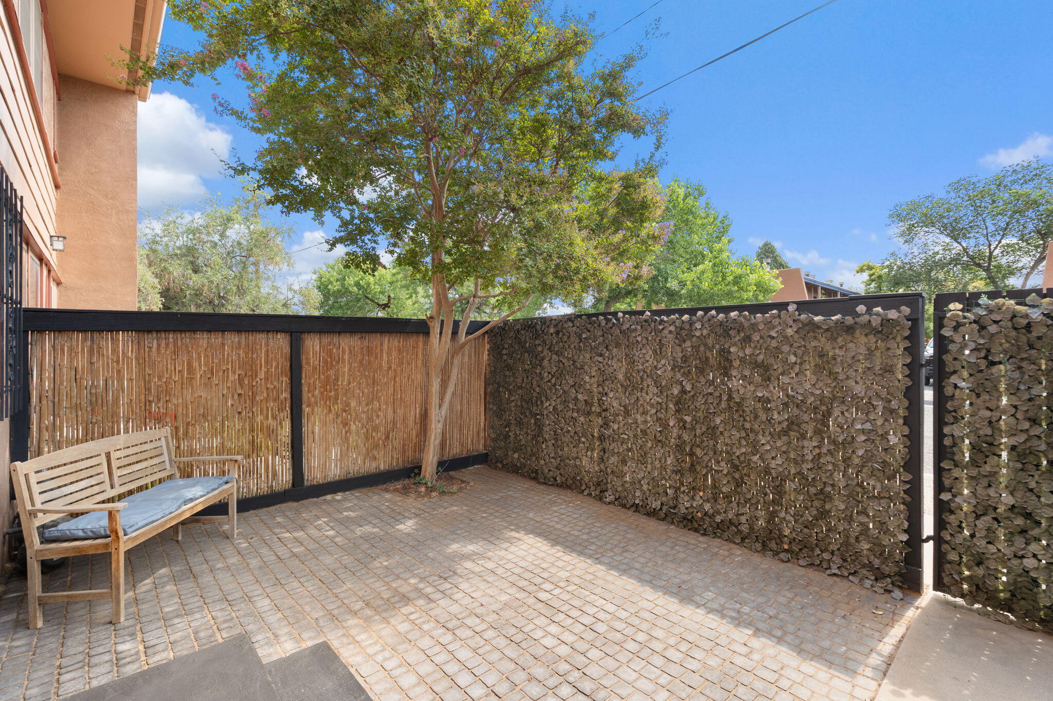 Photo 13 — 1405 San Carlos Road SW 3