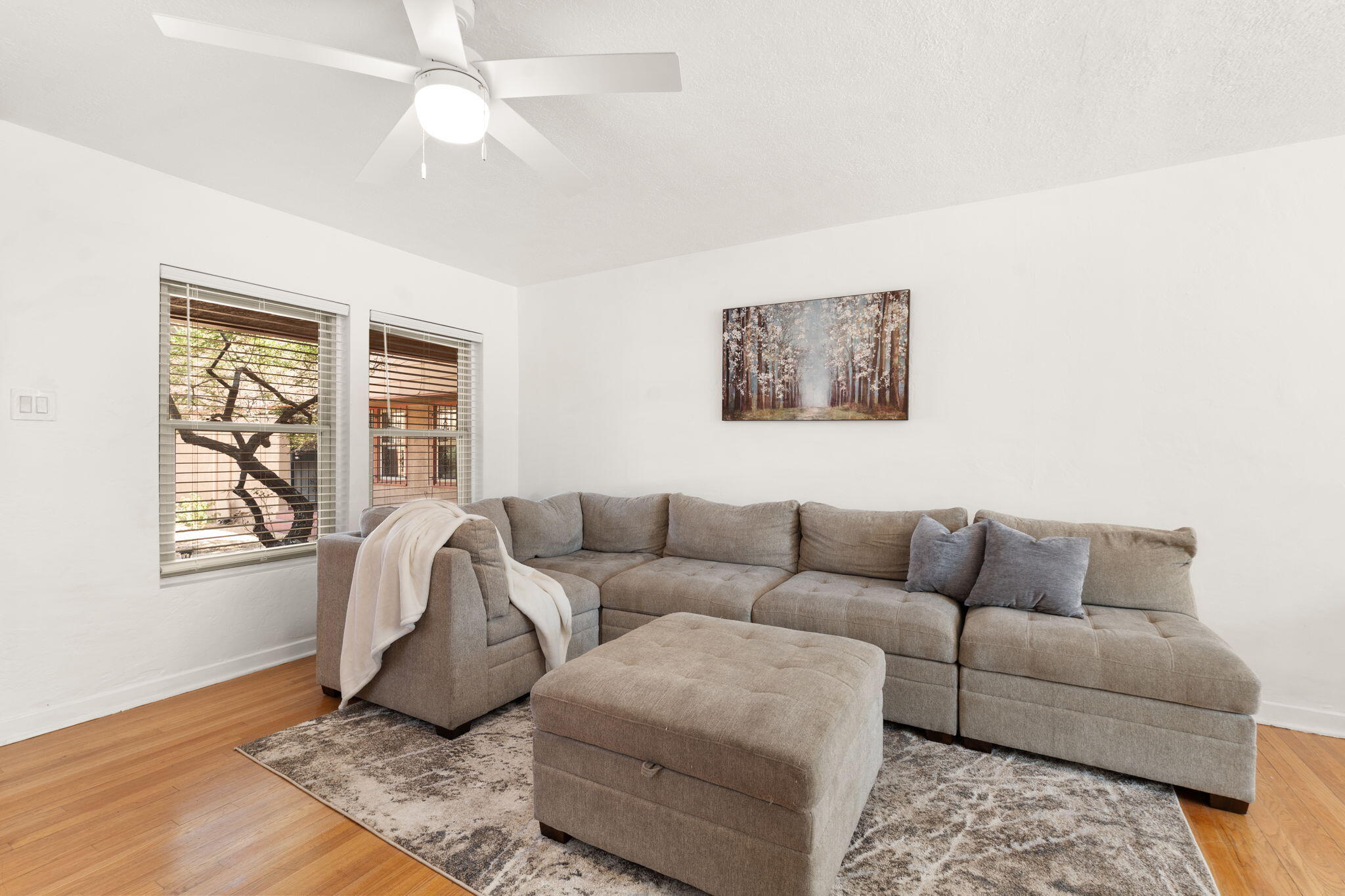 Photo 19 — 1405 San Carlos Road SW 3