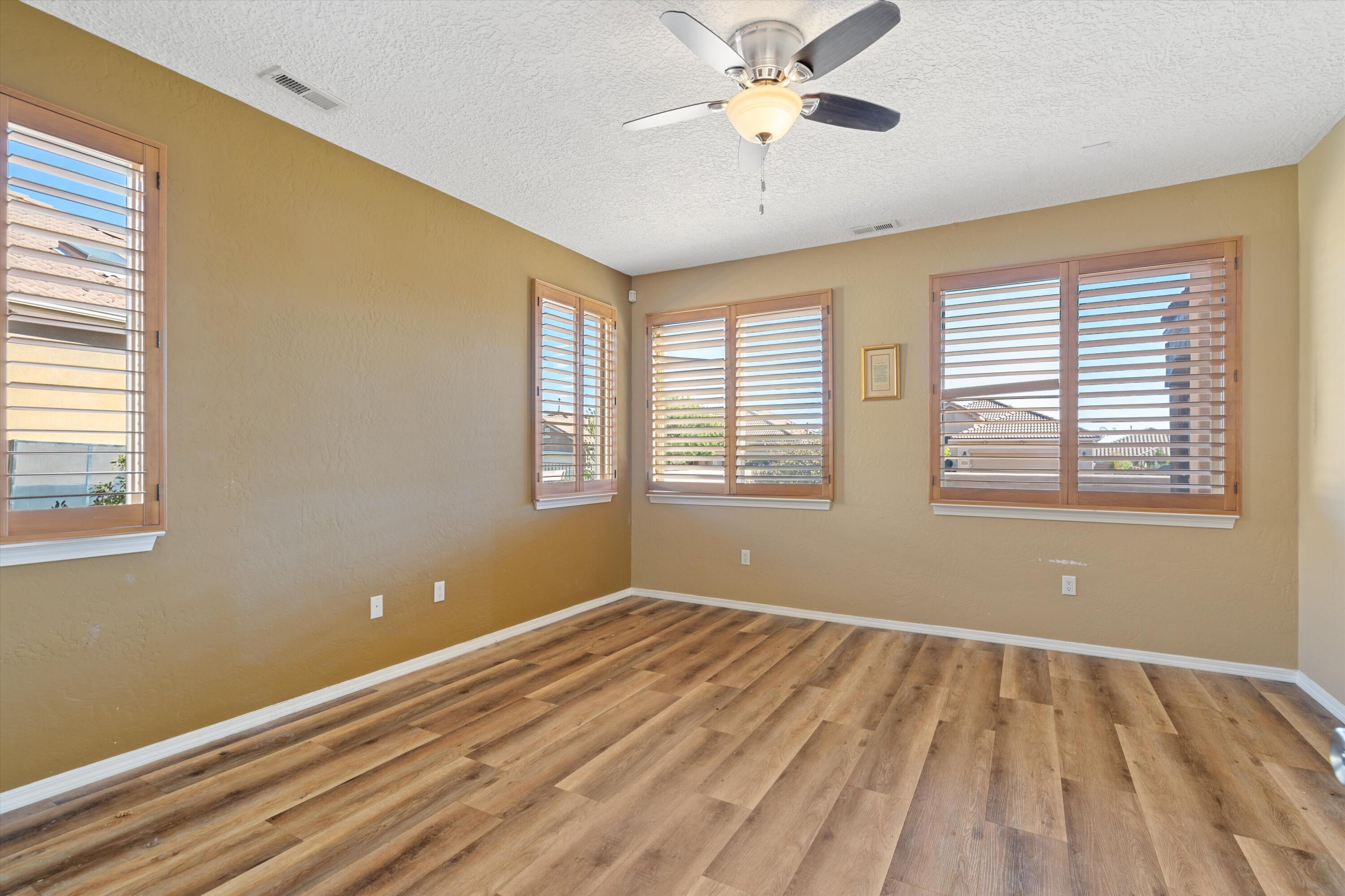 Photo 19 — 848 COTTONWOOD Circle