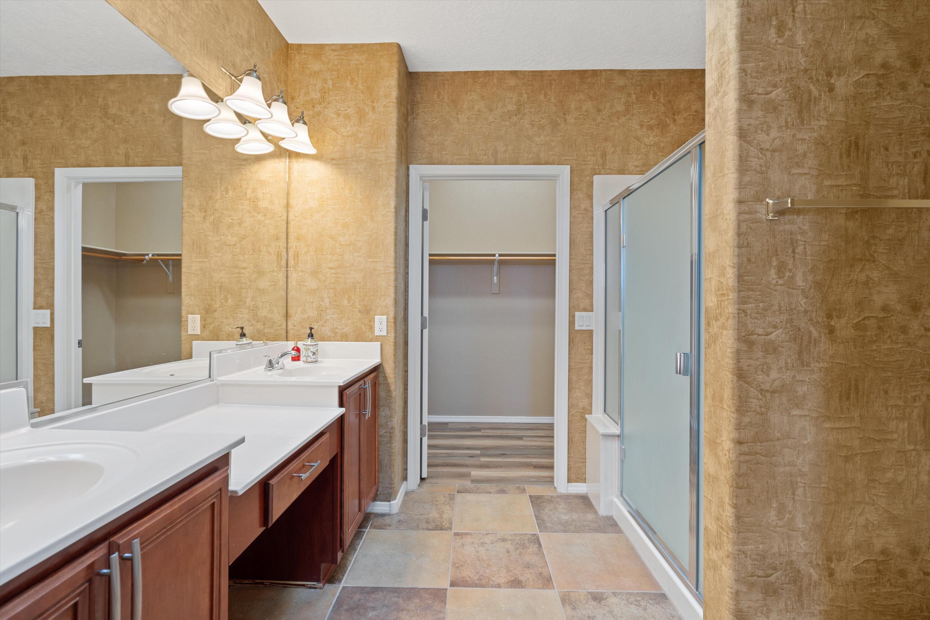 Photo 15 — 848 COTTONWOOD Circle