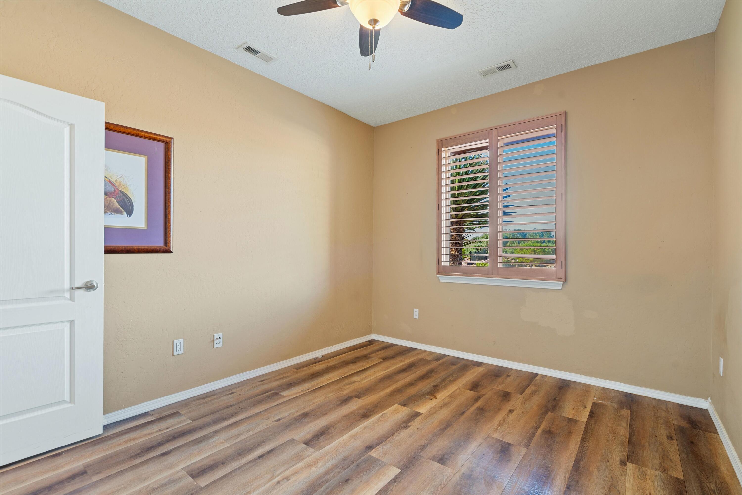 Photo 10 — 848 COTTONWOOD Circle