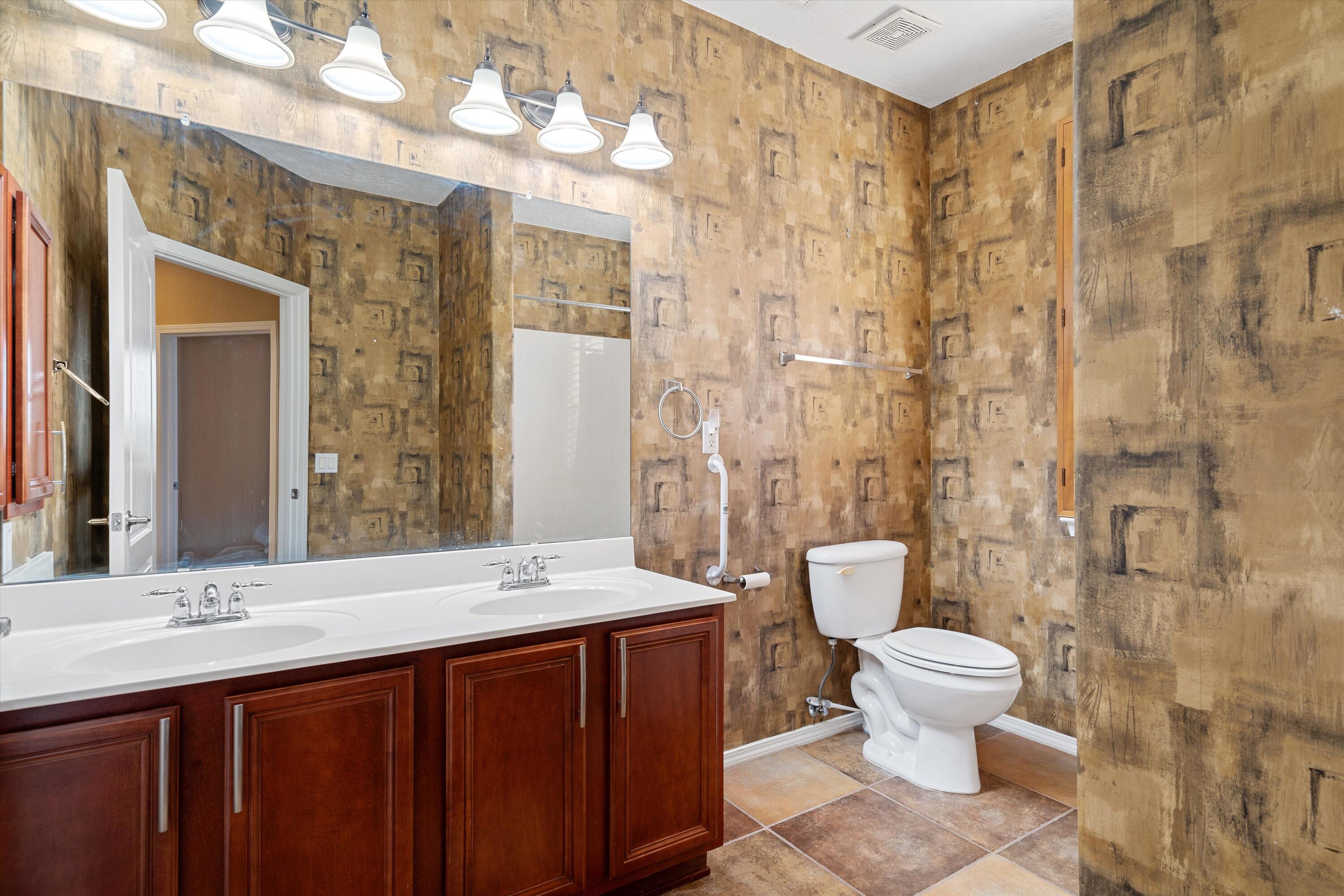 Photo 7 — 848 COTTONWOOD Circle