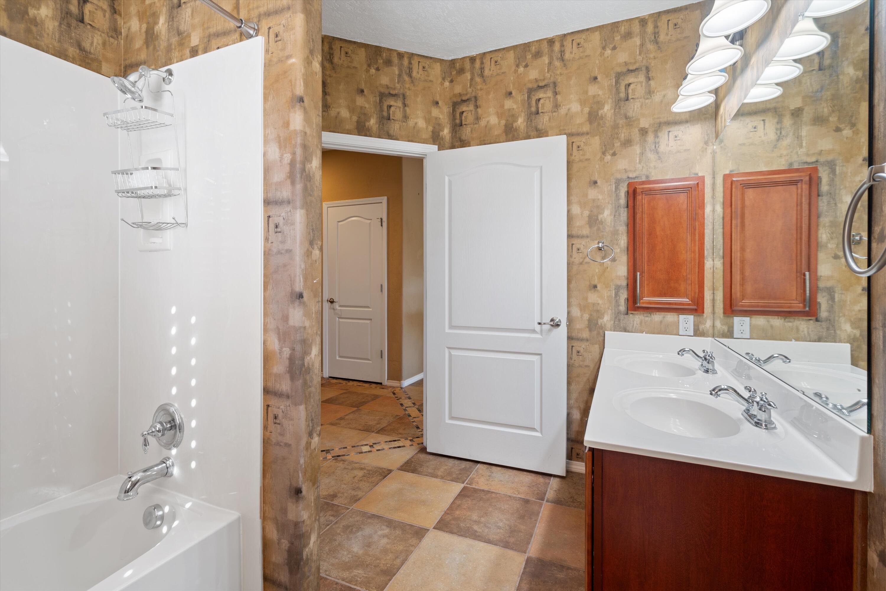Photo 6 — 848 COTTONWOOD Circle