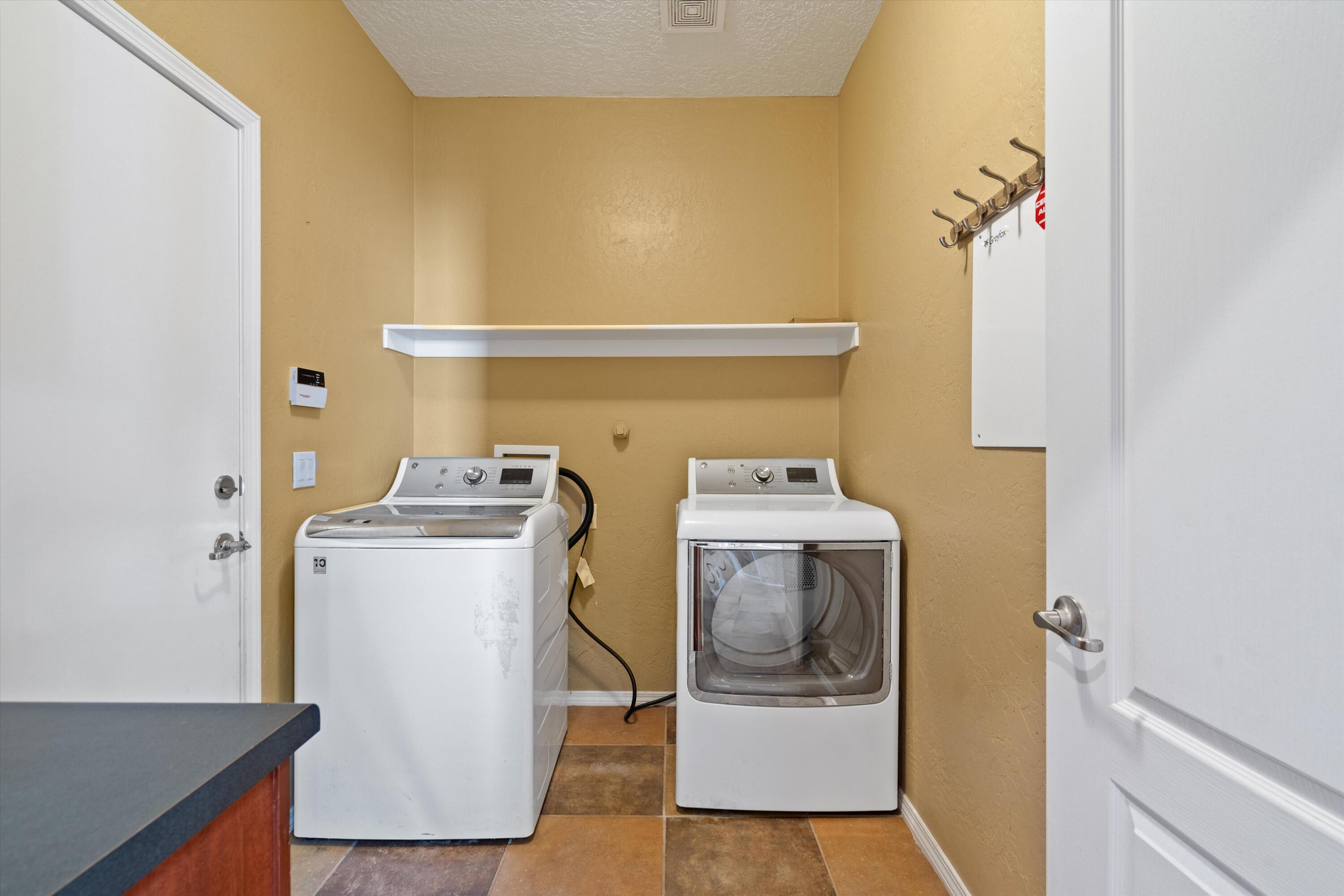 Photo 4 — 848 COTTONWOOD Circle