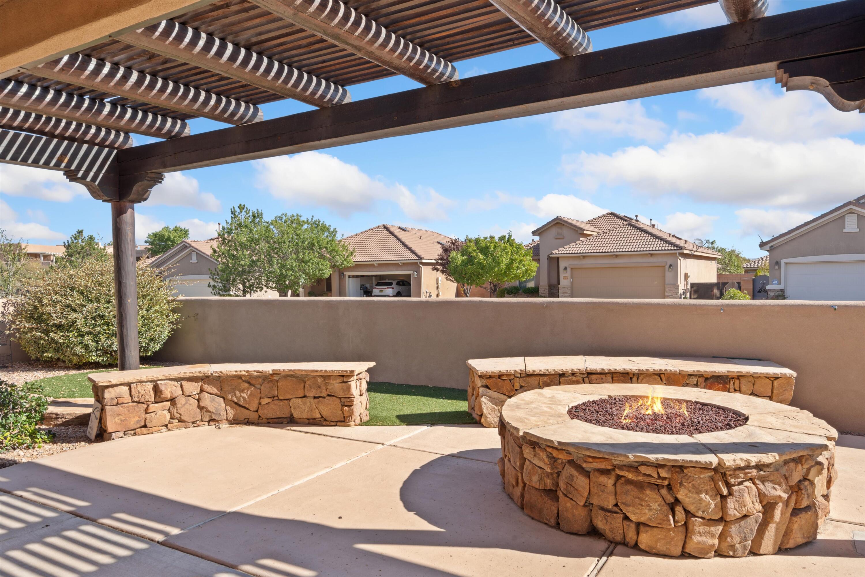 Photo 2 — 848 COTTONWOOD Circle