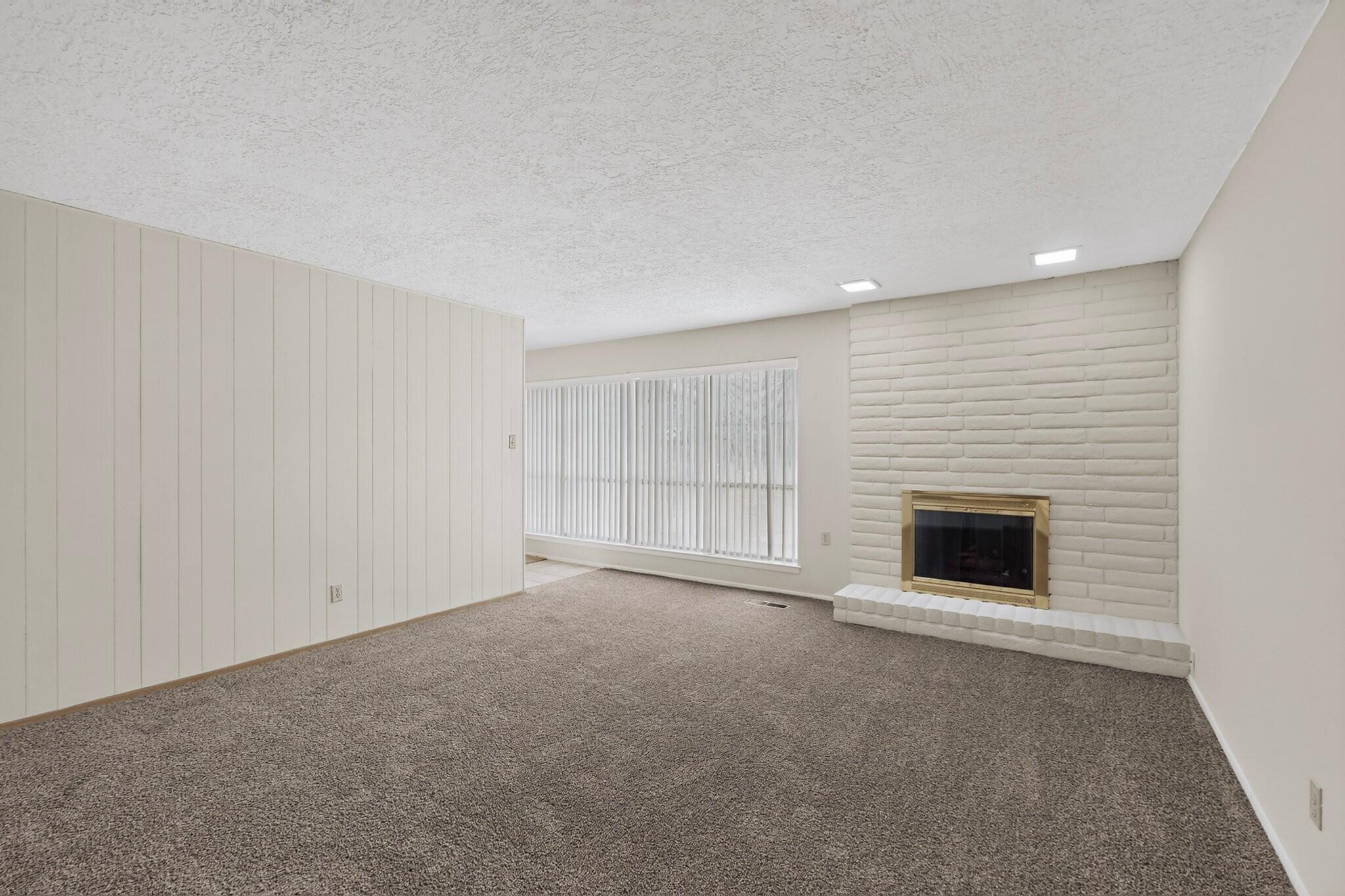 Photo 20 — 6805 Baker Avenue NE