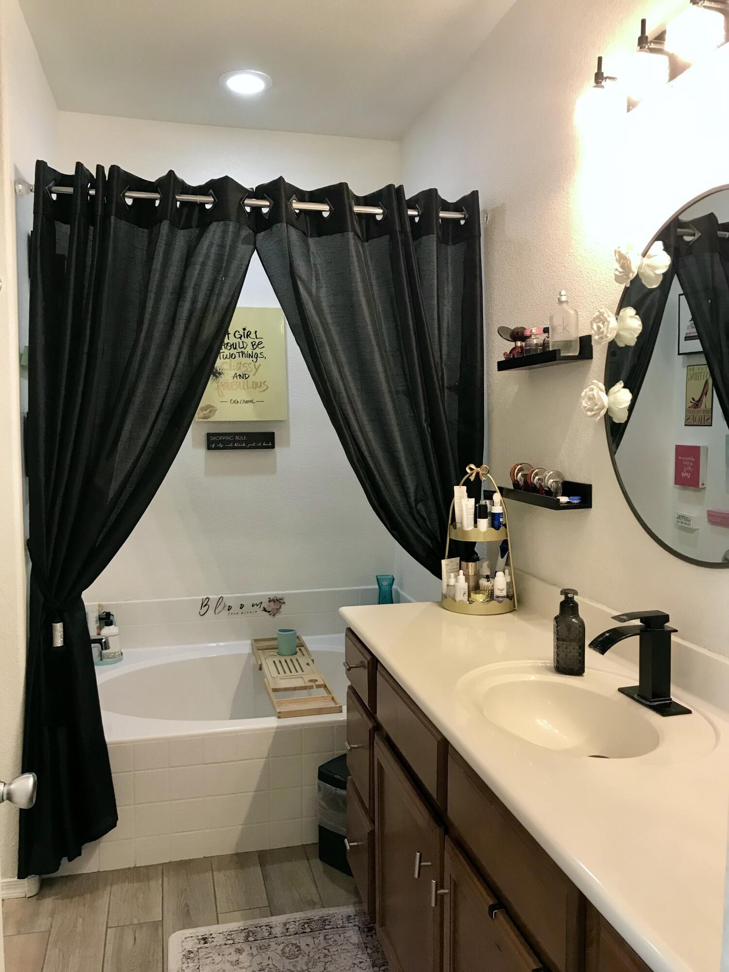 Photo 19 — 10904 Del Carmen Street NW