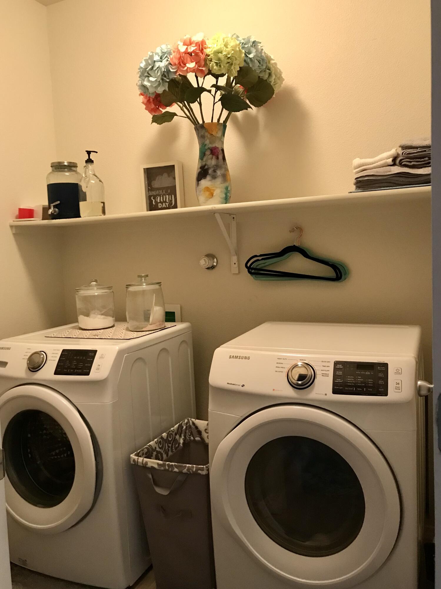 Photo 8 — 10904 Del Carmen Street NW