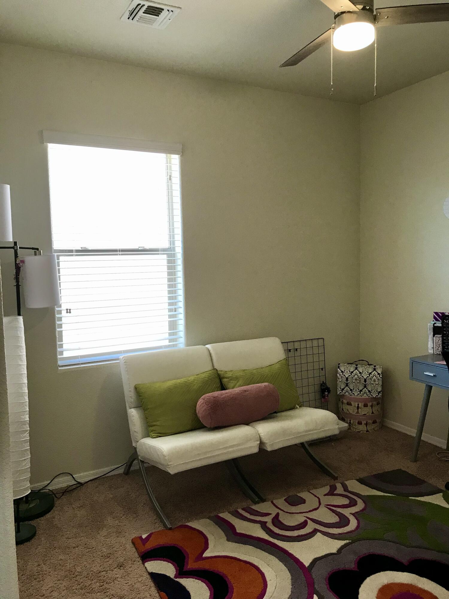 Photo 9 — 10904 Del Carmen Street NW