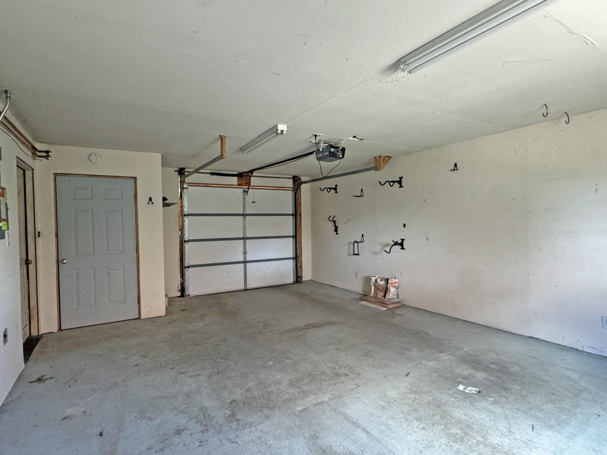 Photo 8 — 363 Monte Vista Road