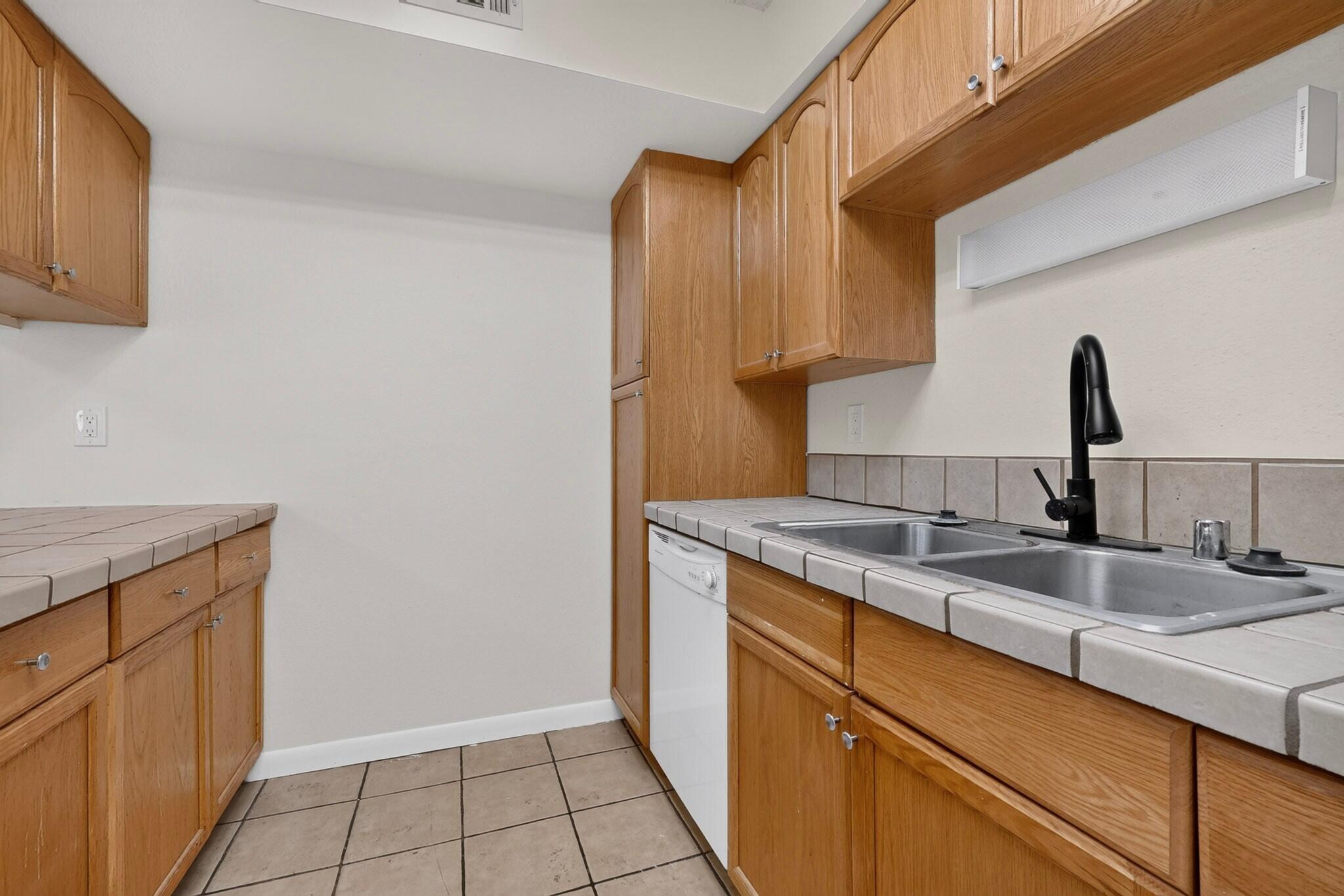 Photo 17 — 3859 Montgomery Boulevard NE APT 1321
