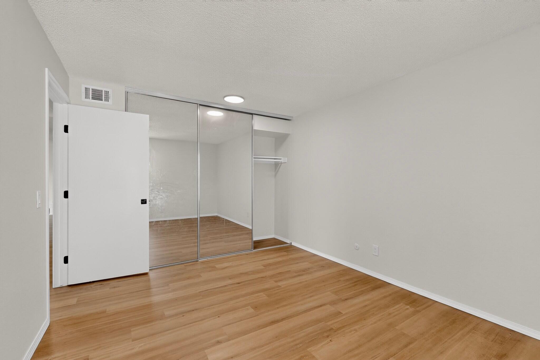 Photo 7 — 3859 Montgomery Boulevard NE APT 1321
