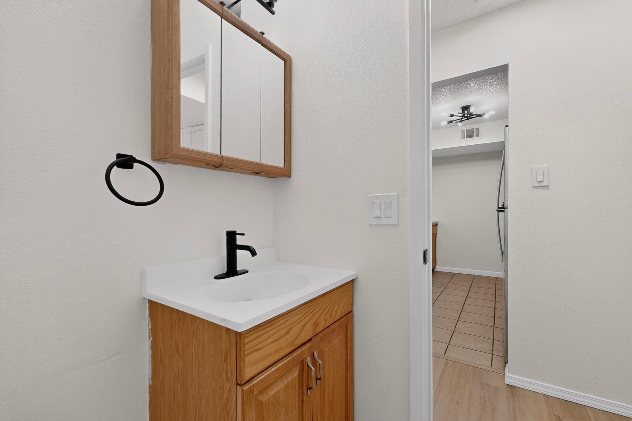Photo 5 — 3859 Montgomery Boulevard NE APT 1321