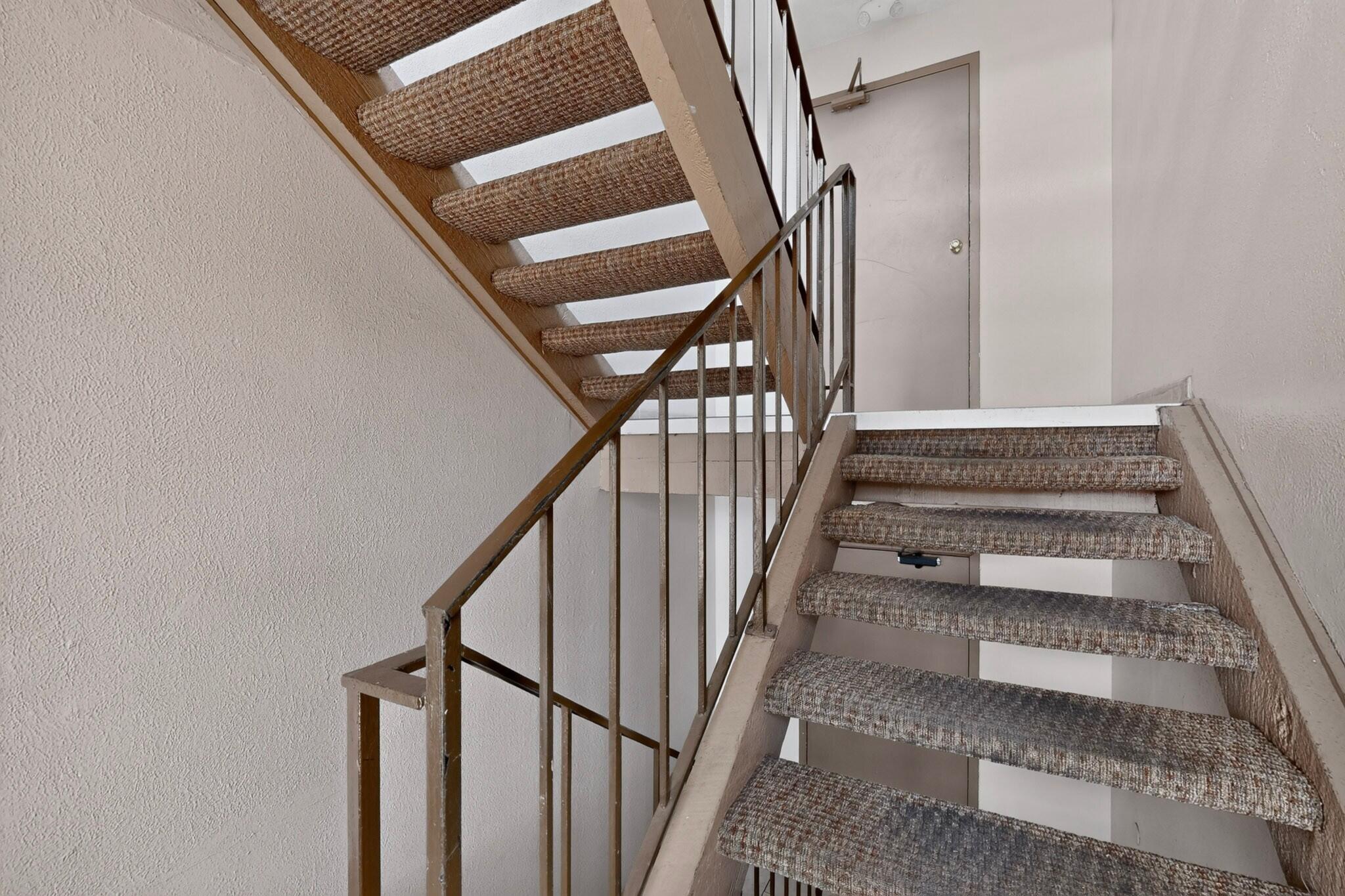 Photo 2 — 3859 Montgomery Boulevard NE APT 1321