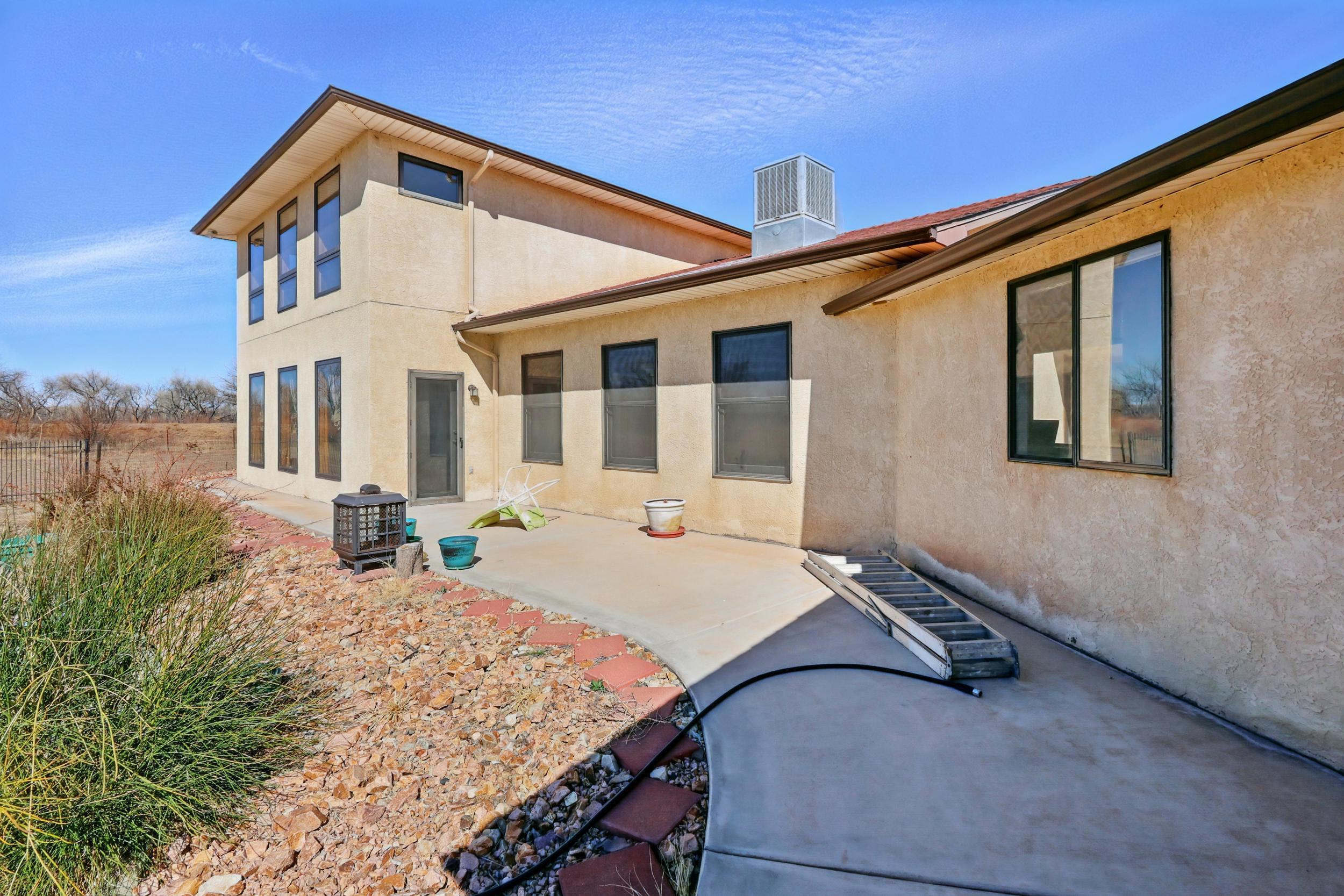 Photo 18 — 66 Manzano Drive