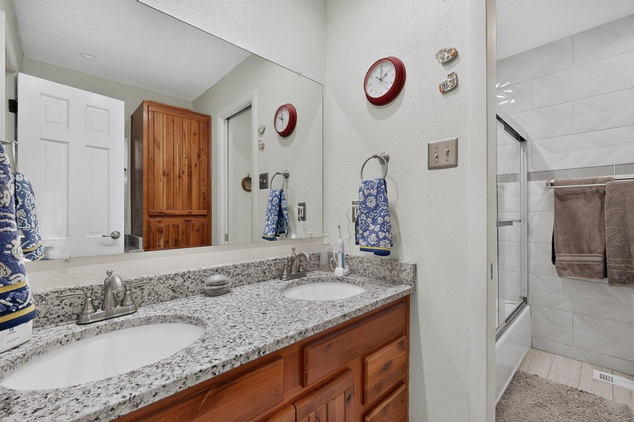 Photo 11 — 4600 Sunset Canyon Place NE