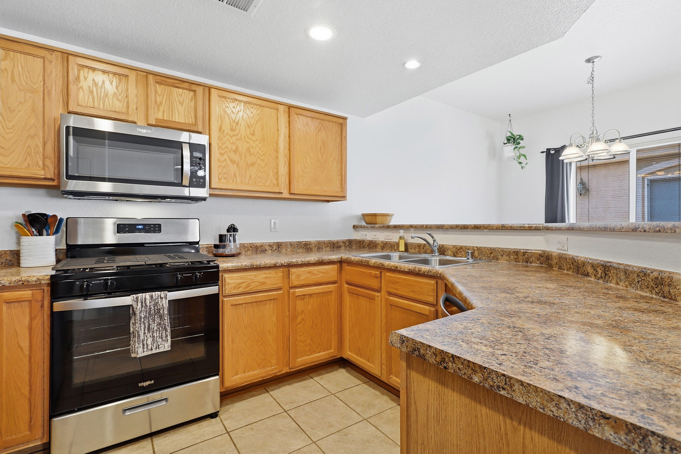 Photo 17 — 6800 Vista Del Norte Drive NE 427