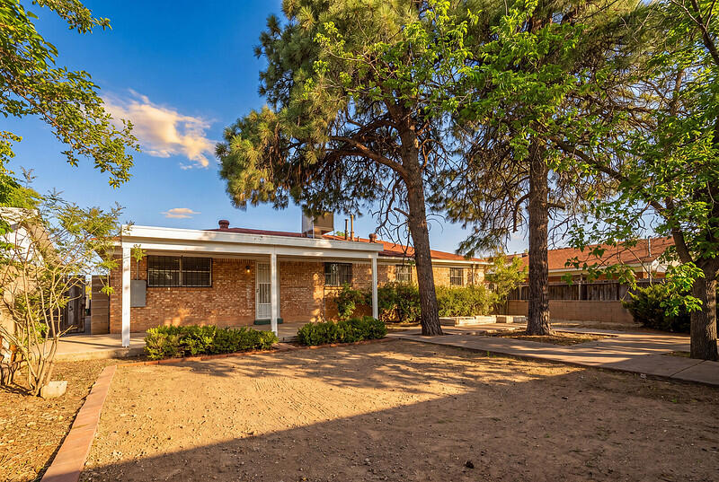 Photo 5 — 4721 Comanche Road NE