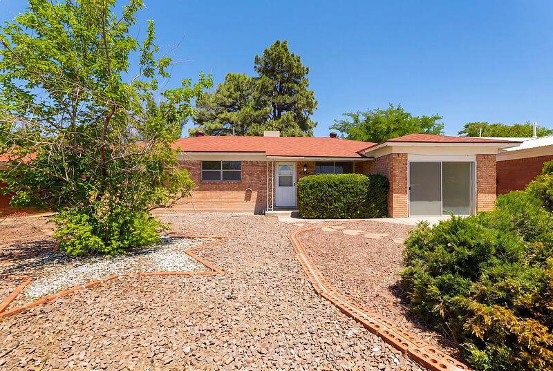Photo 2 — 4721 Comanche Road NE