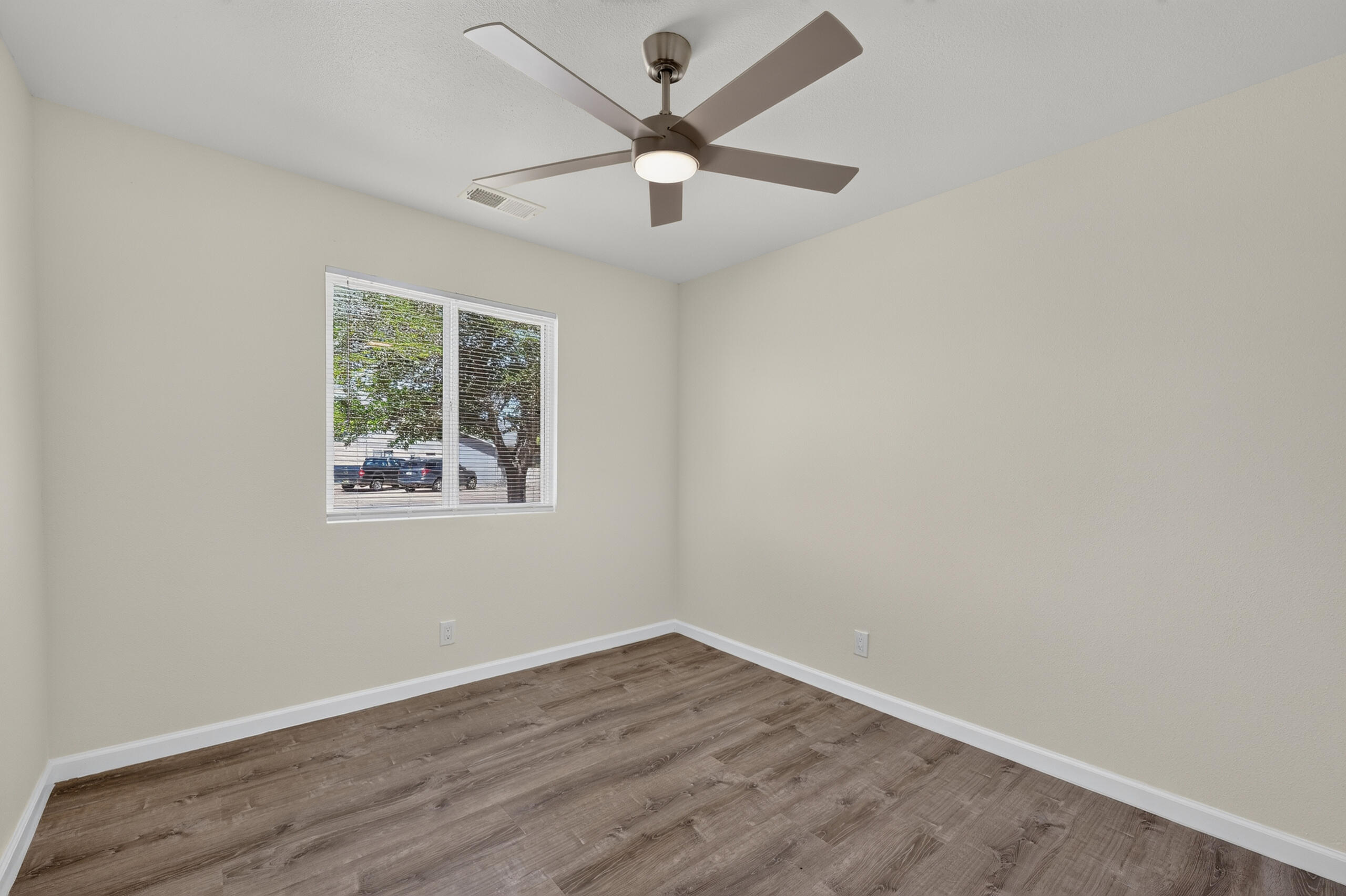 Photo 15 — 102 2nd Street SE