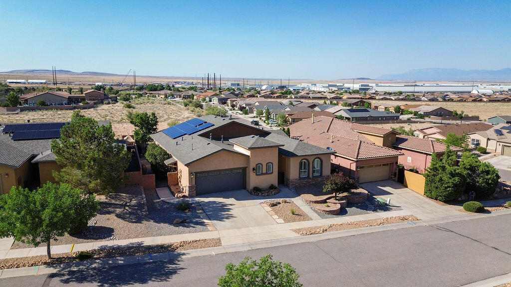 Photo 2 — 4200 Palo Verde Court SW
