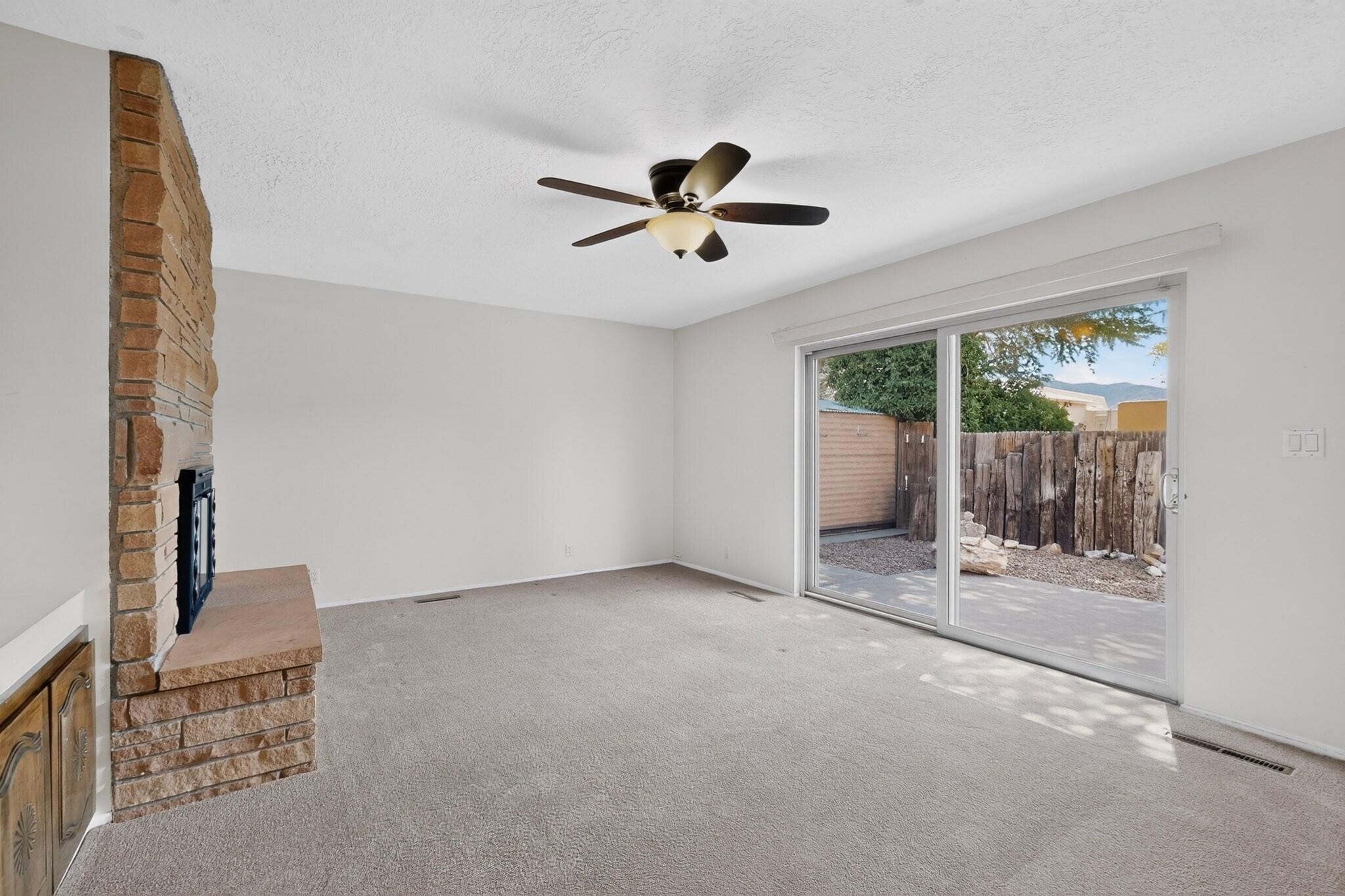 Photo 14 — 6100 Rio Hondo Drive NE