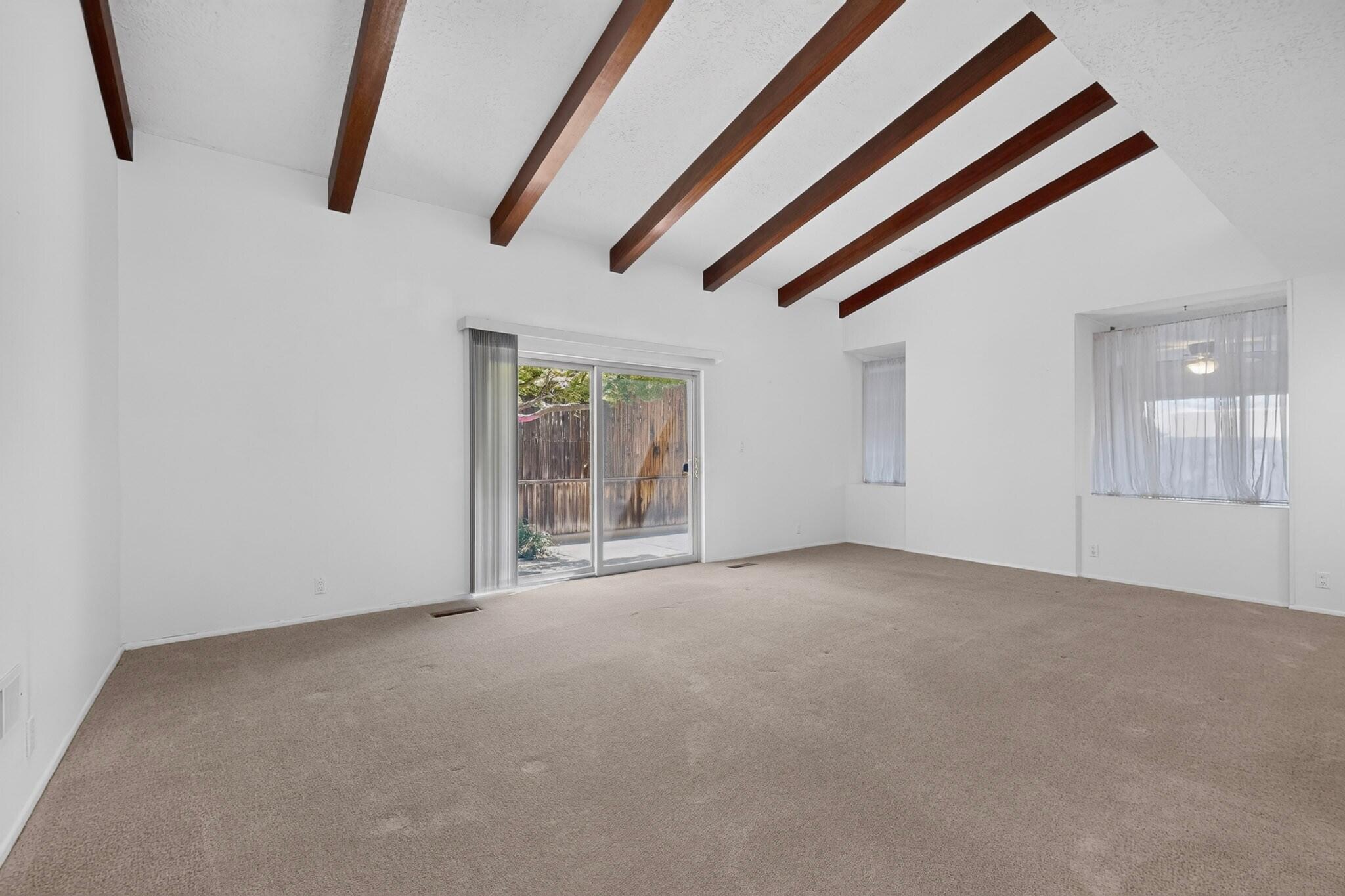 Photo 4 — 6100 Rio Hondo Drive NE
