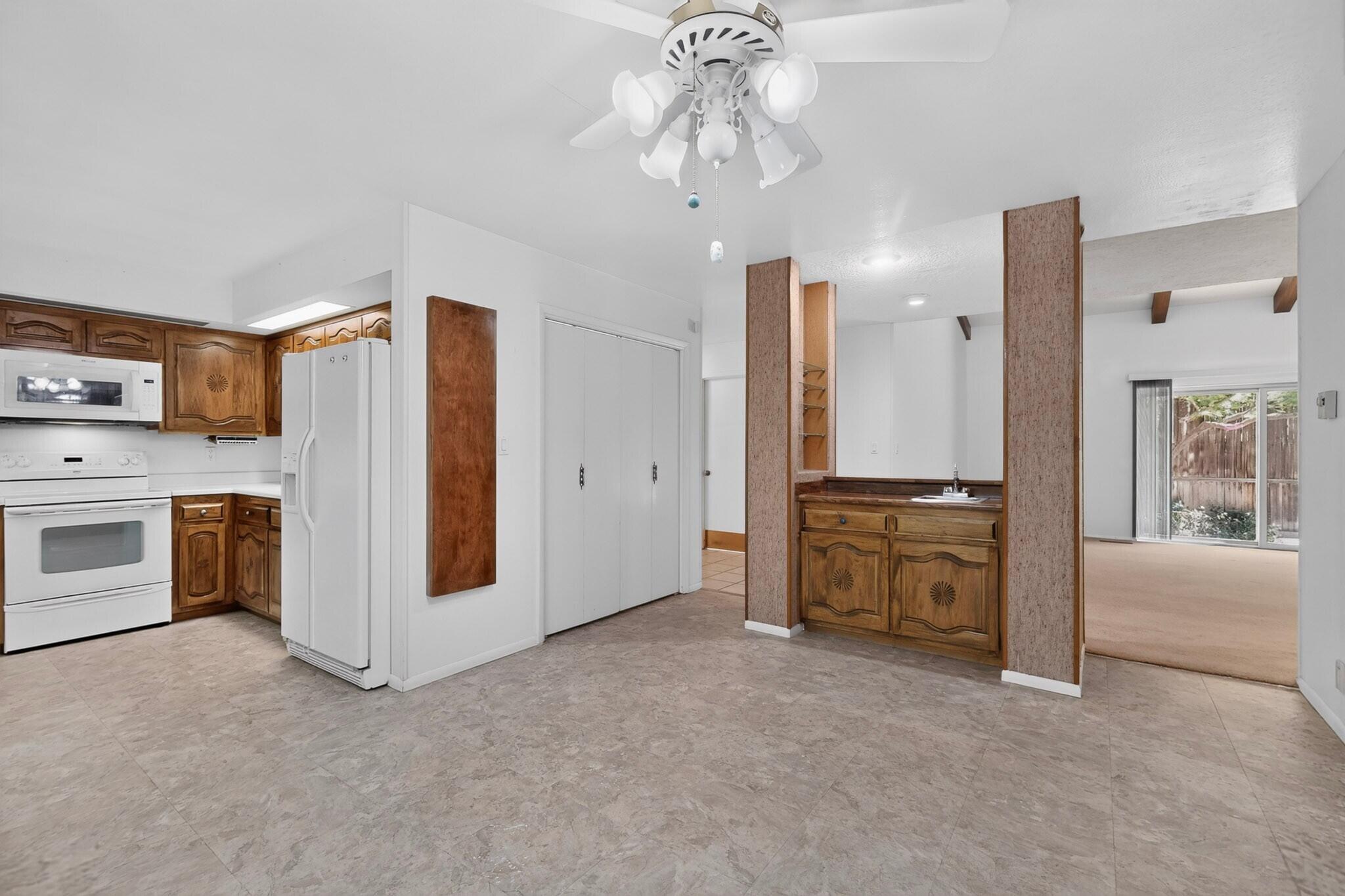 Photo 6 — 6100 Rio Hondo Drive NE