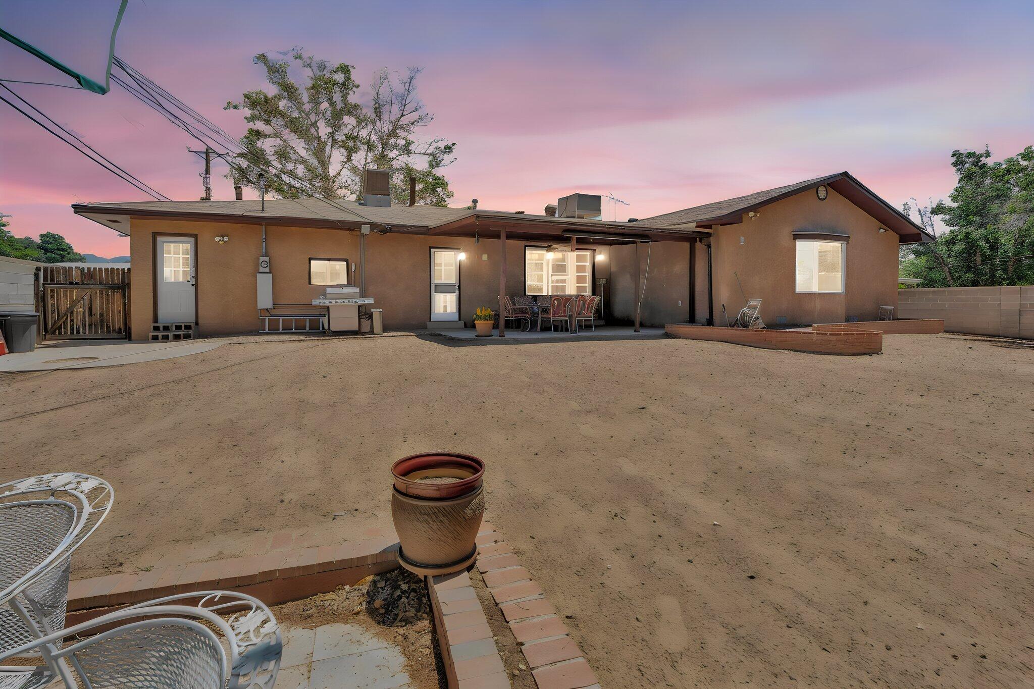 Photo 7 — 5909 Woodford Drive NE