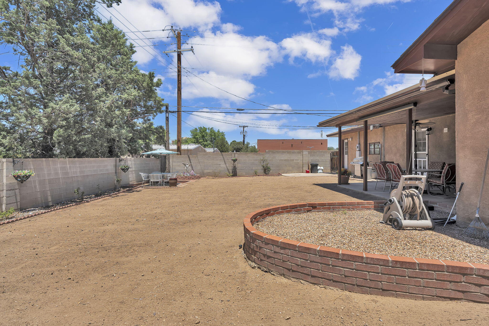 Photo 3 — 5909 Woodford Drive NE