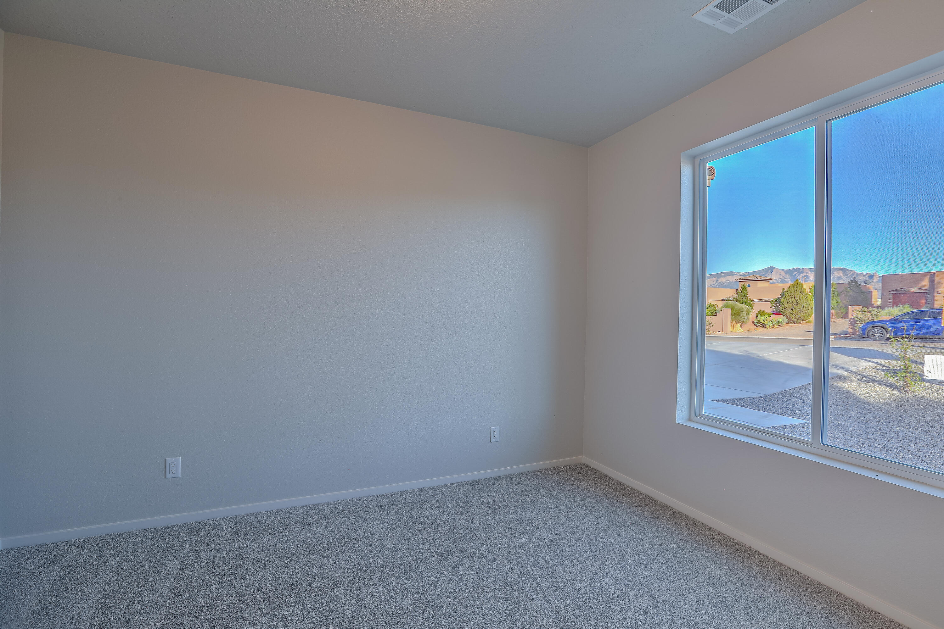 Photo 2 — 6621 Icarian Road NE