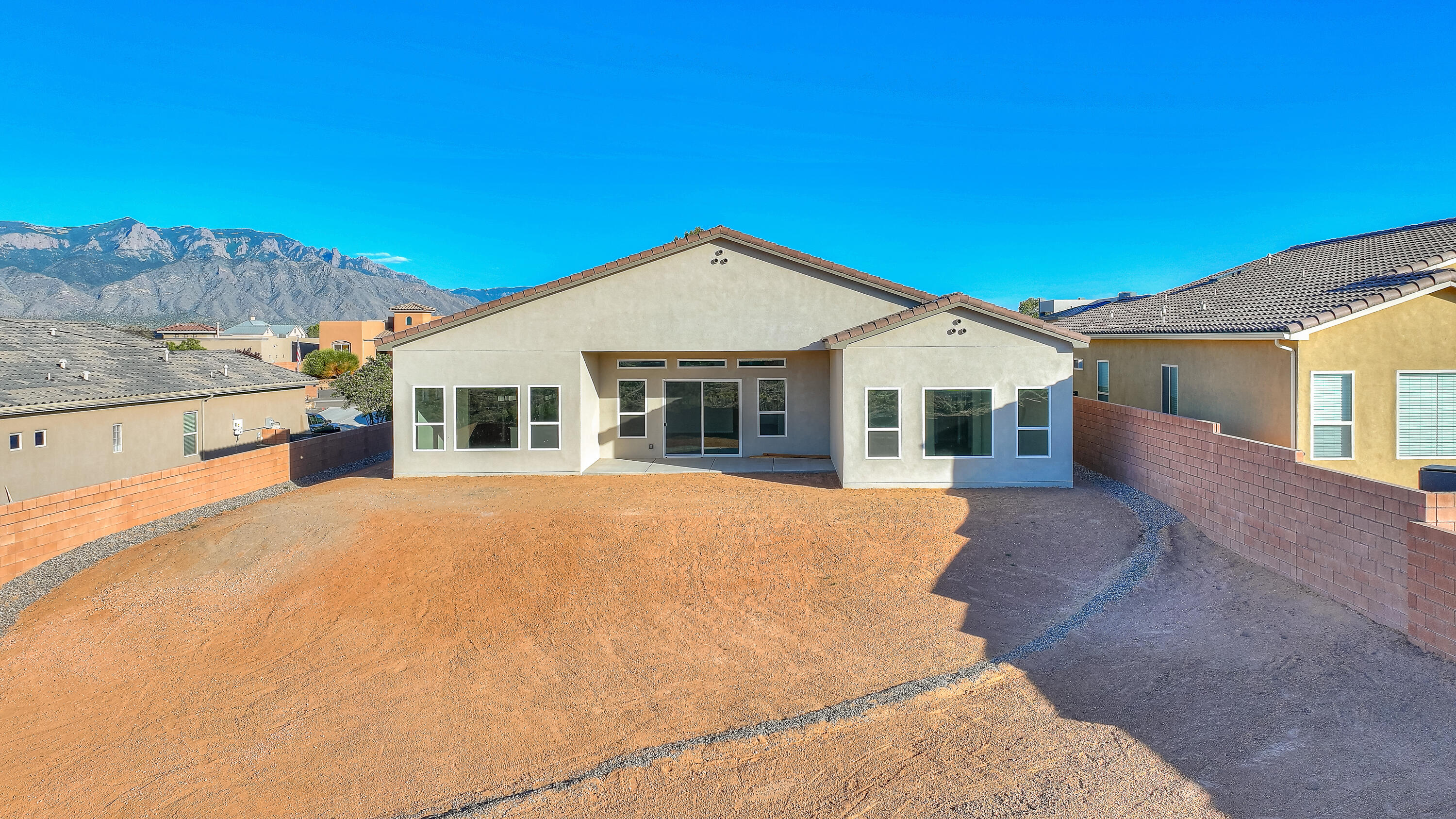 Photo 15 — 6621 Icarian Road NE