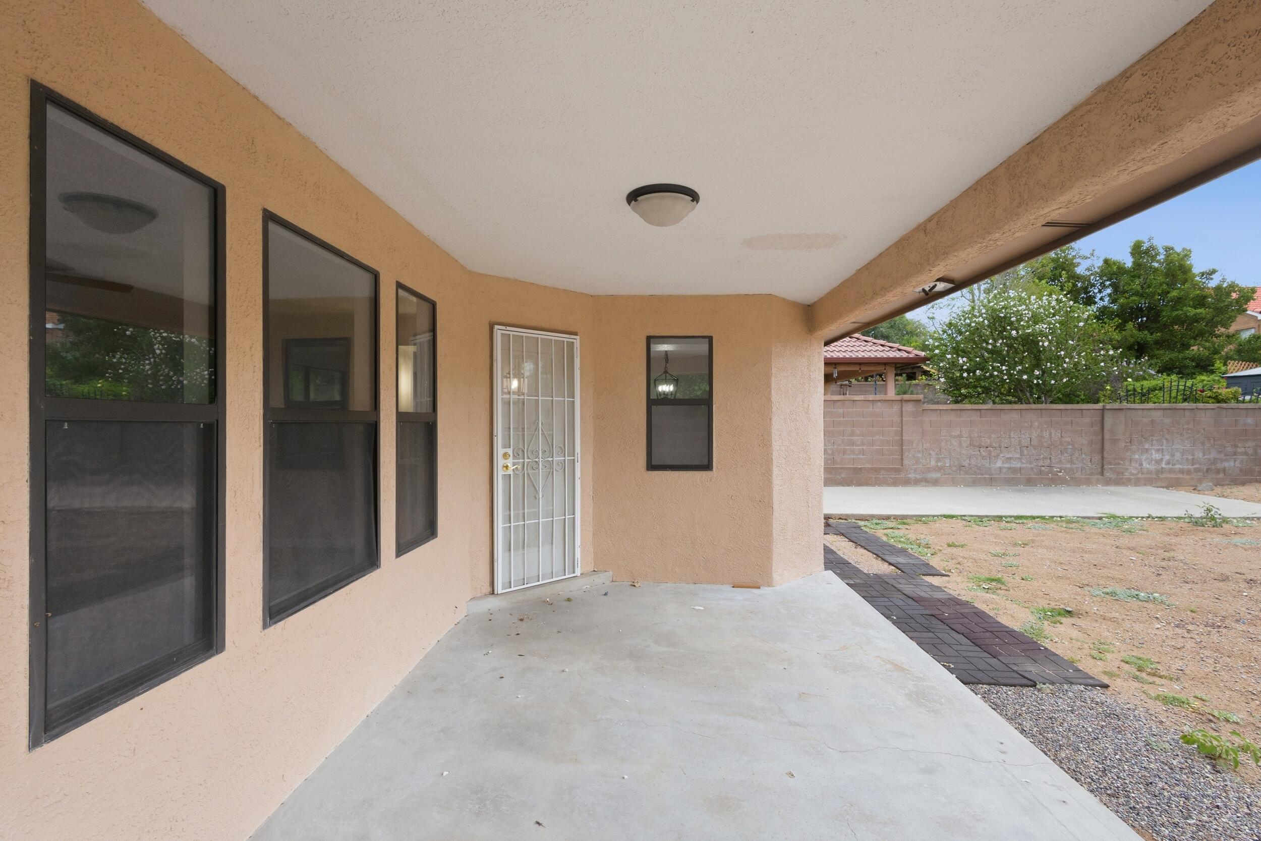 Photo 4 — 7628 Oakland Avenue NE