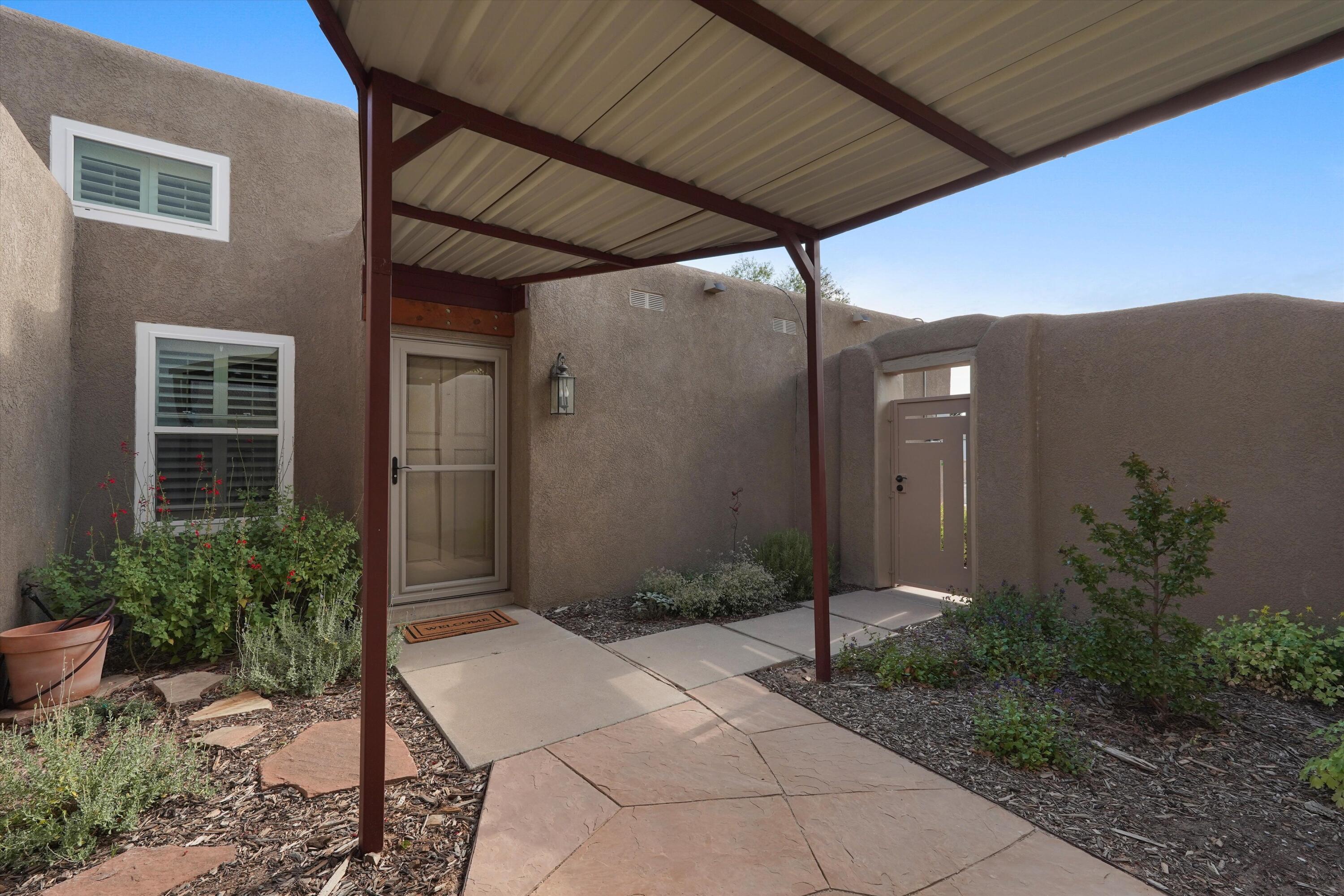 Photo 3 — 5227 Saratoga Drive NW