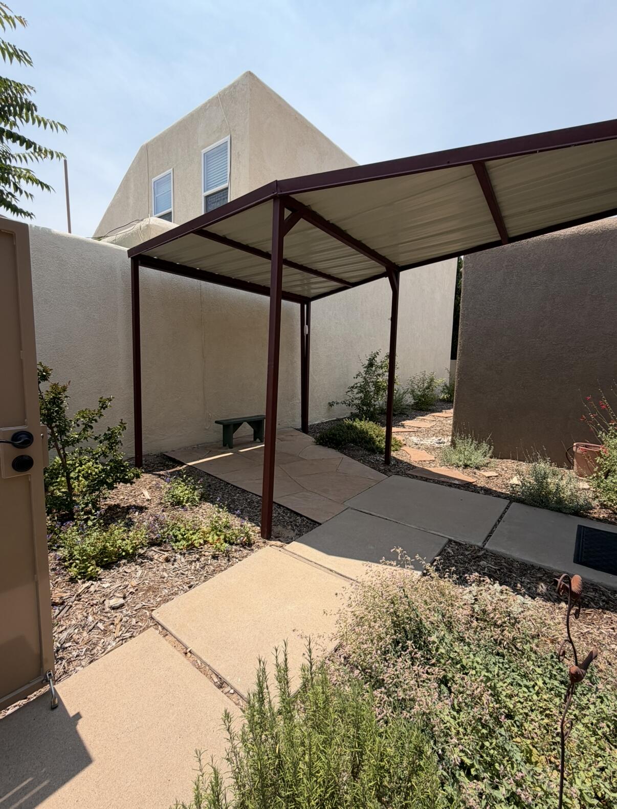 Photo 4 — 5227 Saratoga Drive NW