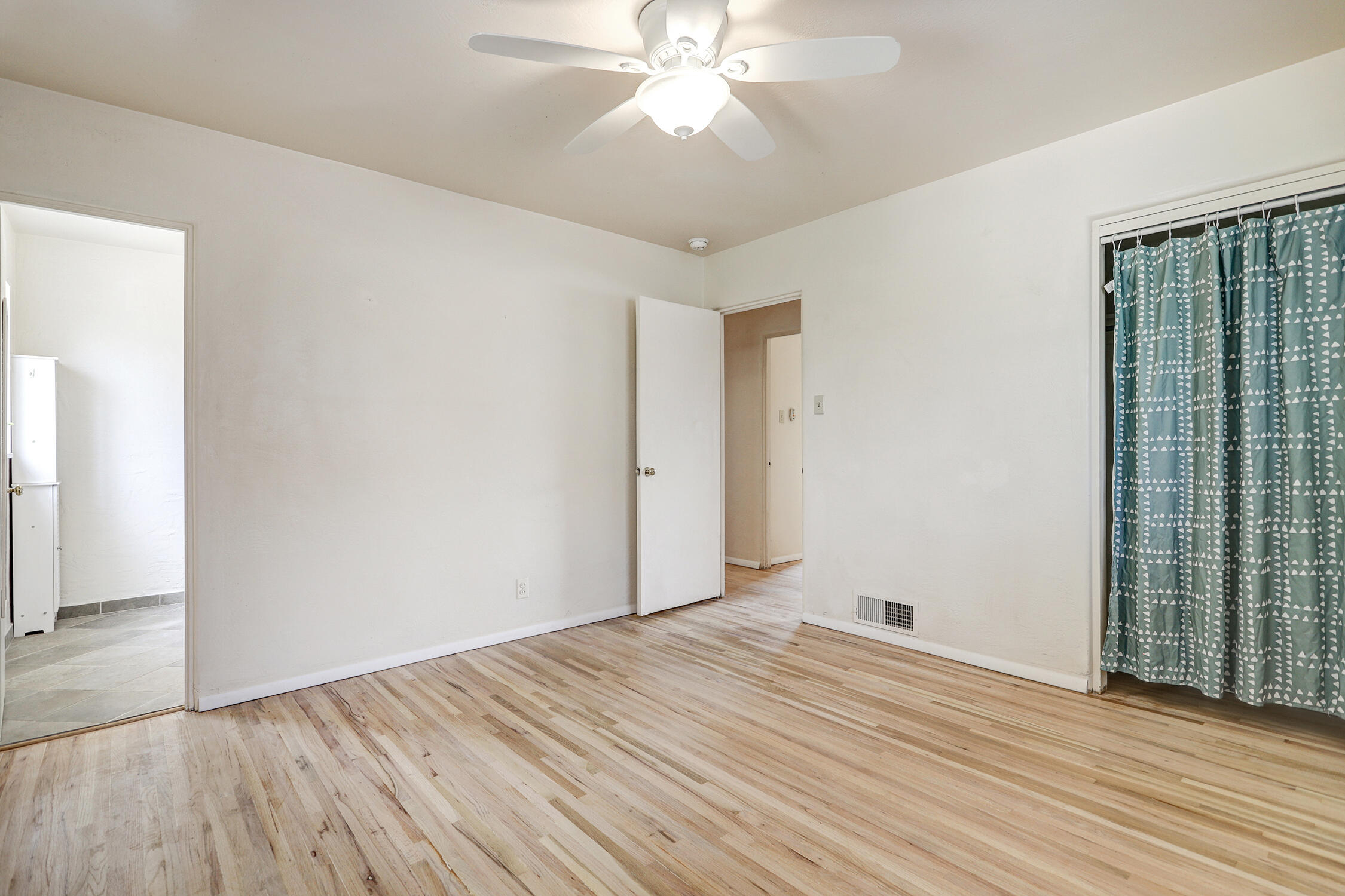 Photo 5 — 1317 Parsifal Street NE