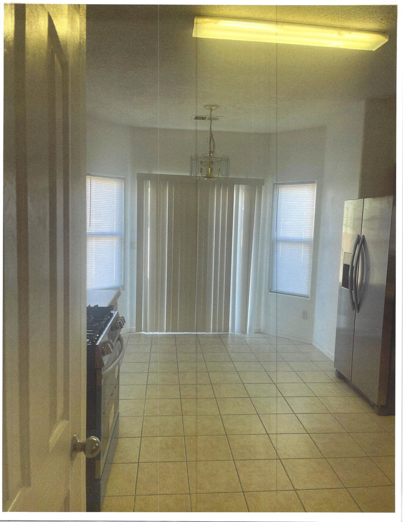 Photo 9 — 1635 Corte Del Sol NW