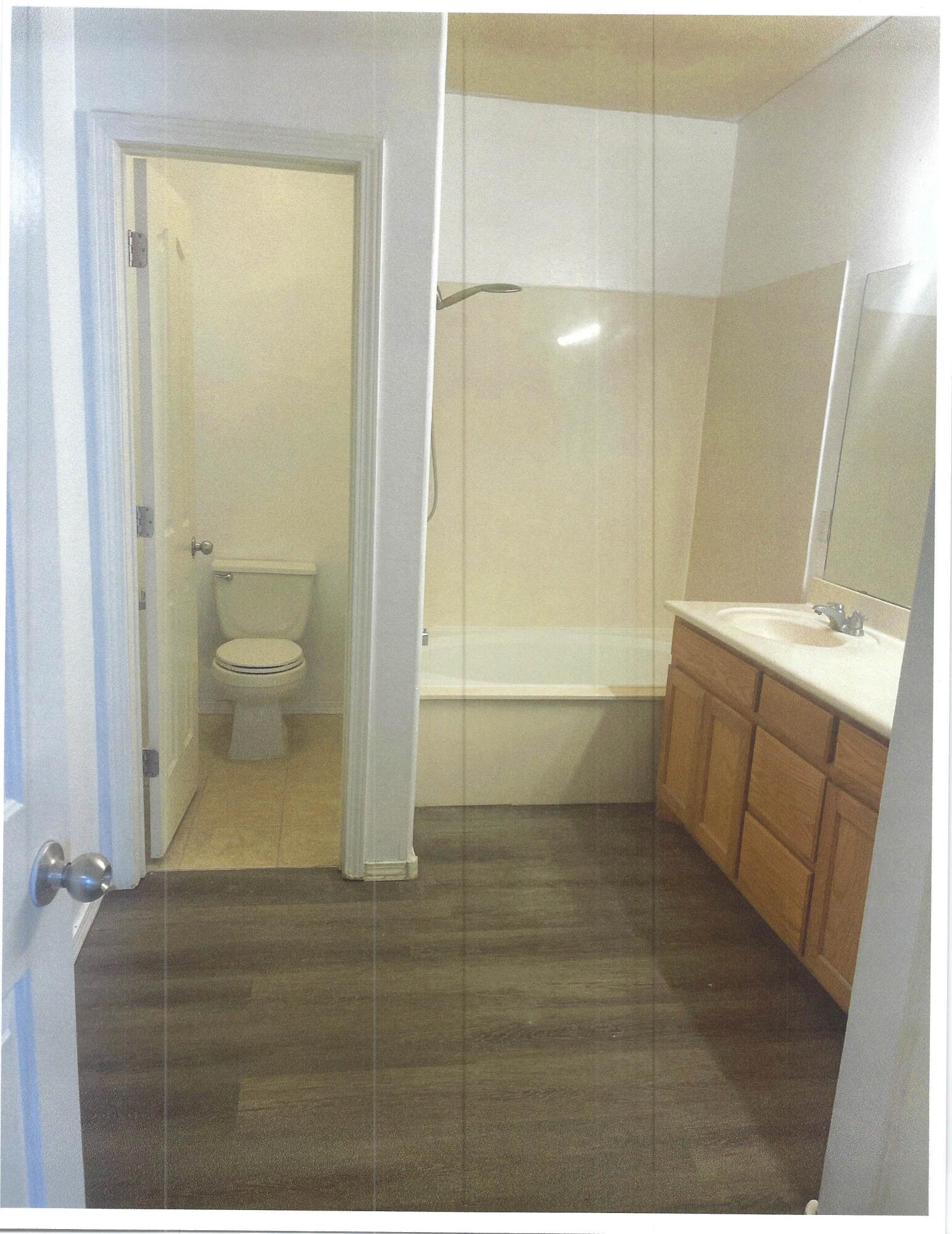 Photo 12 — 1635 Corte Del Sol NW