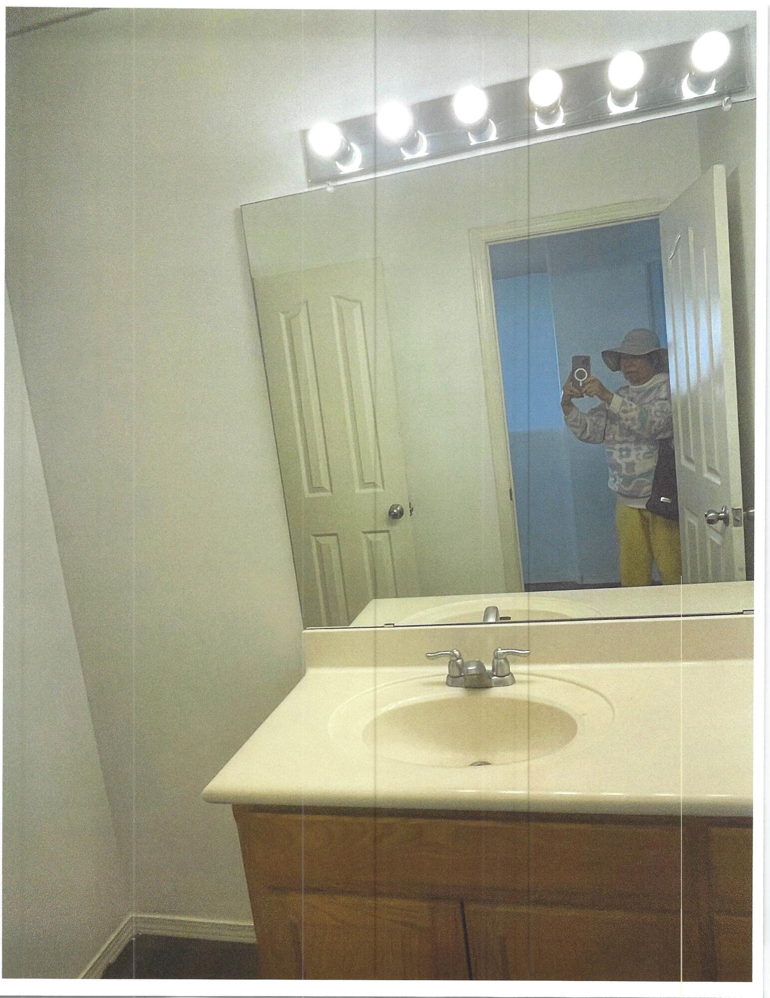 Photo 15 — 1635 Corte Del Sol NW