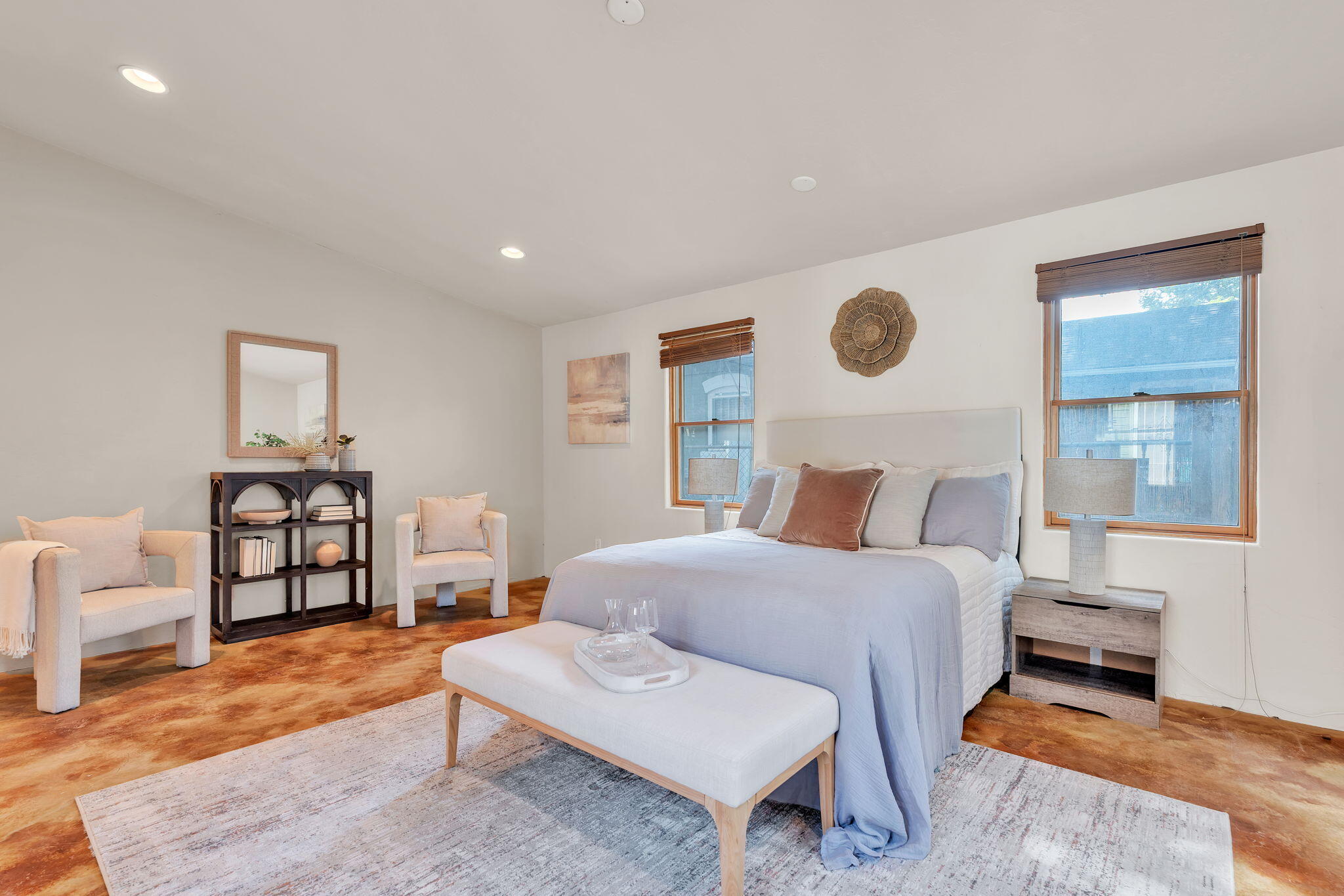 Photo 9 — 520 Luna Boulevard NW