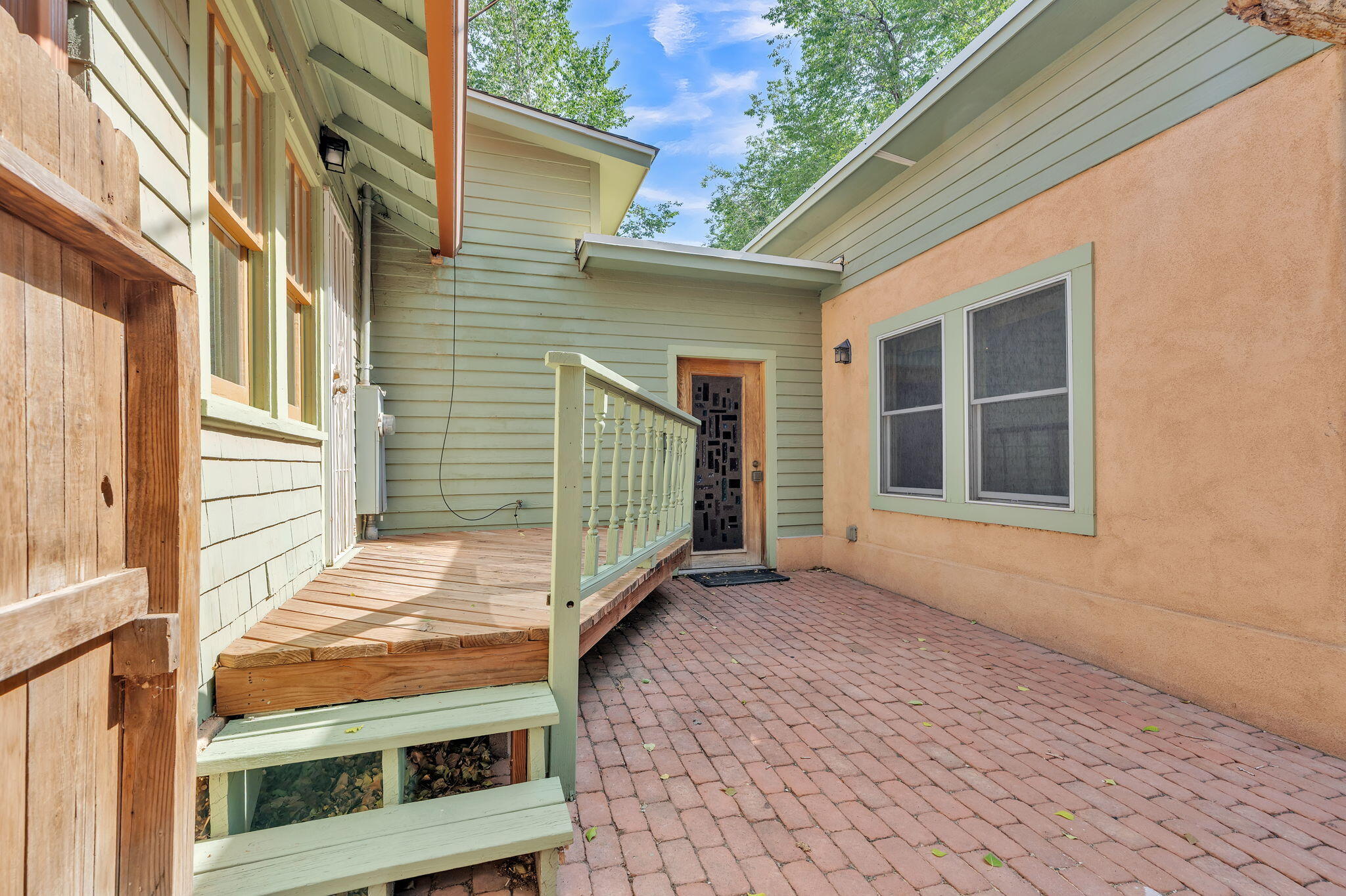 Photo 16 — 520 Luna Boulevard NW