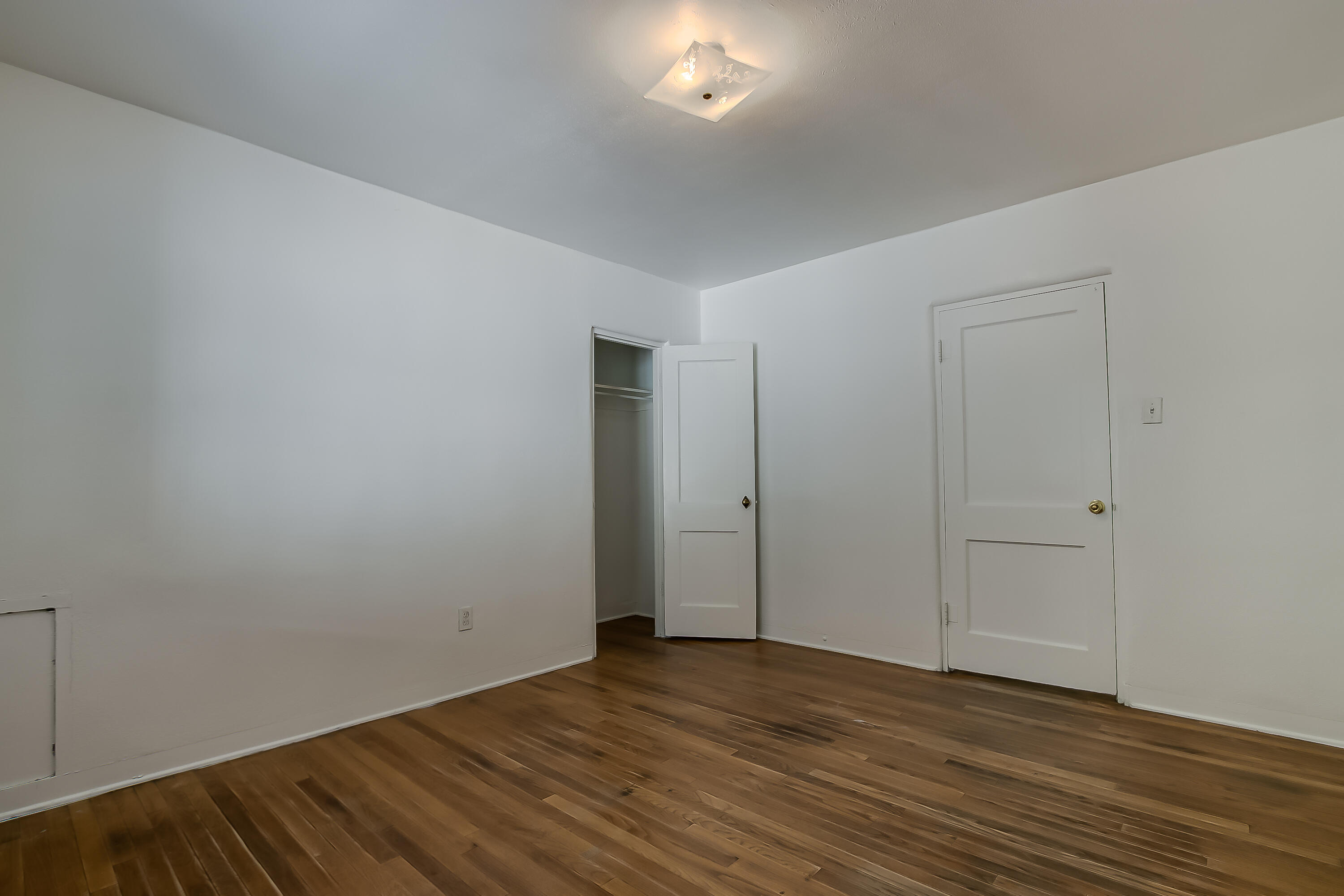 Photo 19 — 1407,1409 Hazeldine Avenue SE