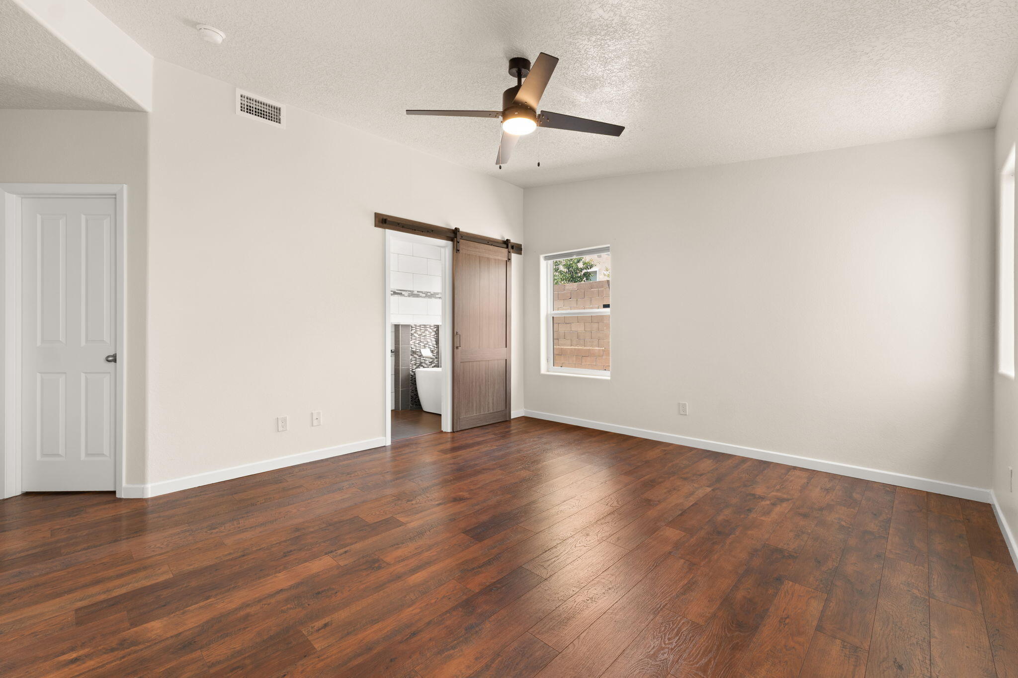 Photo 20 — 2105 Palenque Drive SE