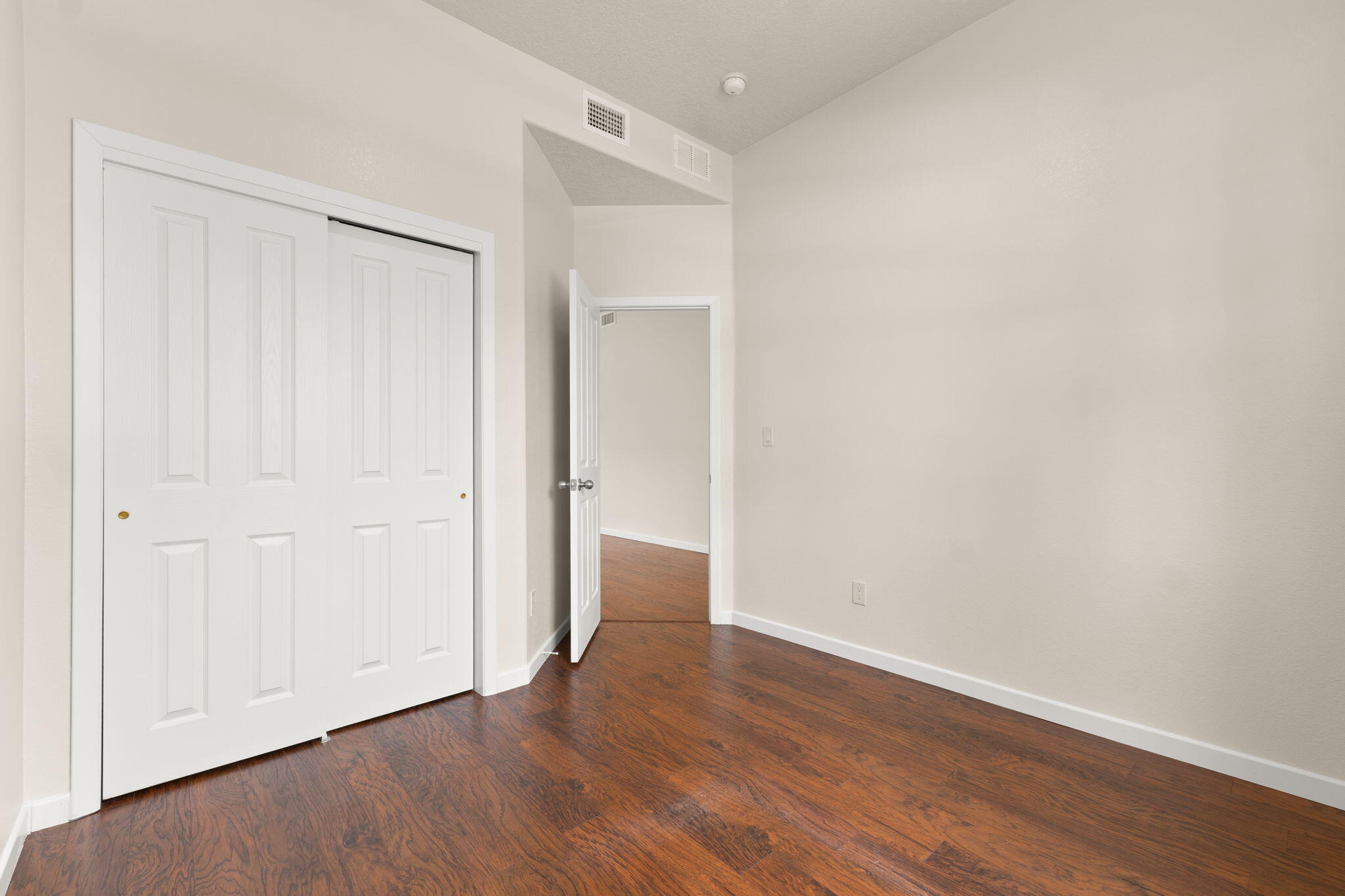 Photo 11 — 2105 Palenque Drive SE