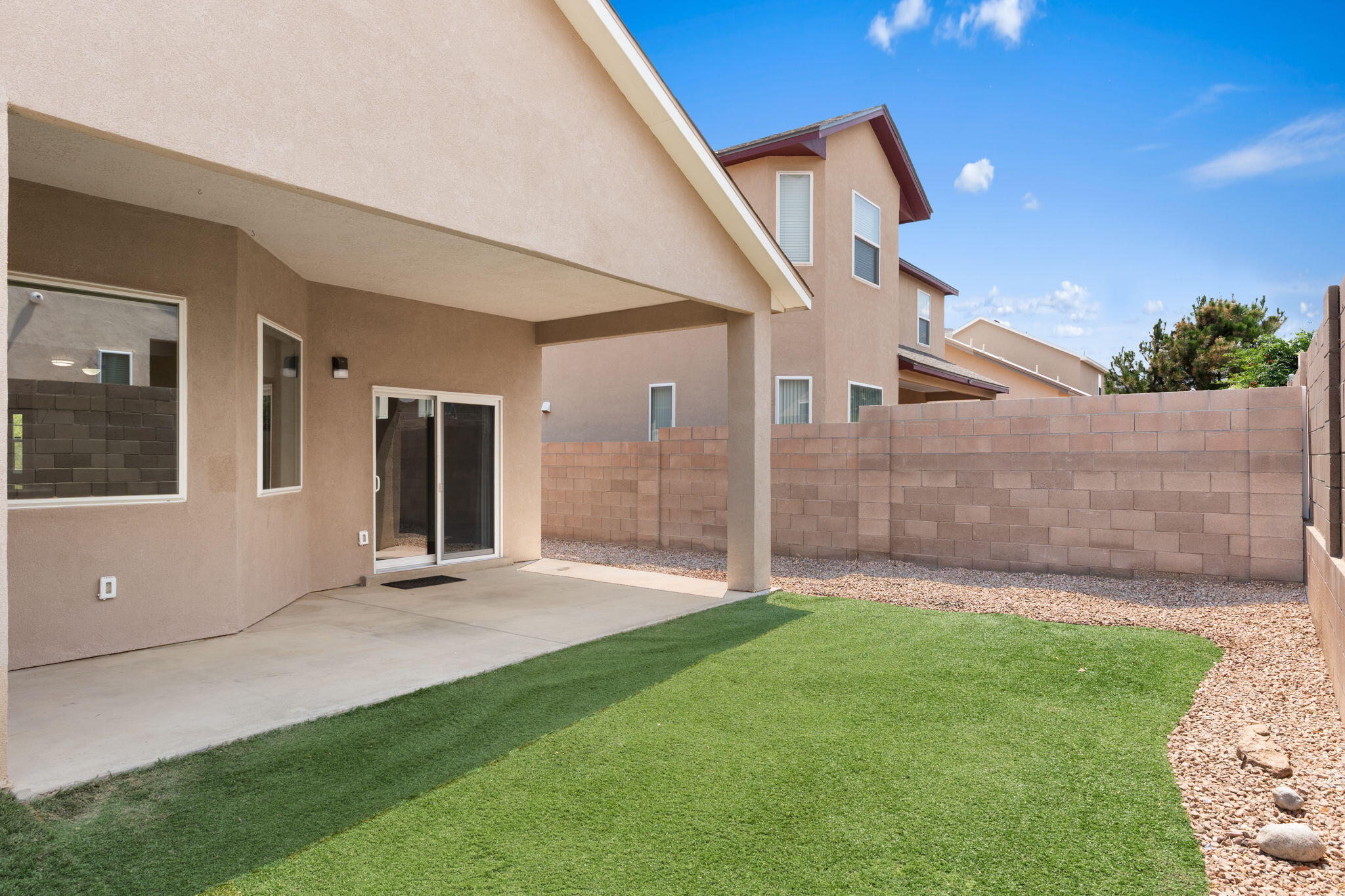 Photo 7 — 2105 Palenque Drive SE
