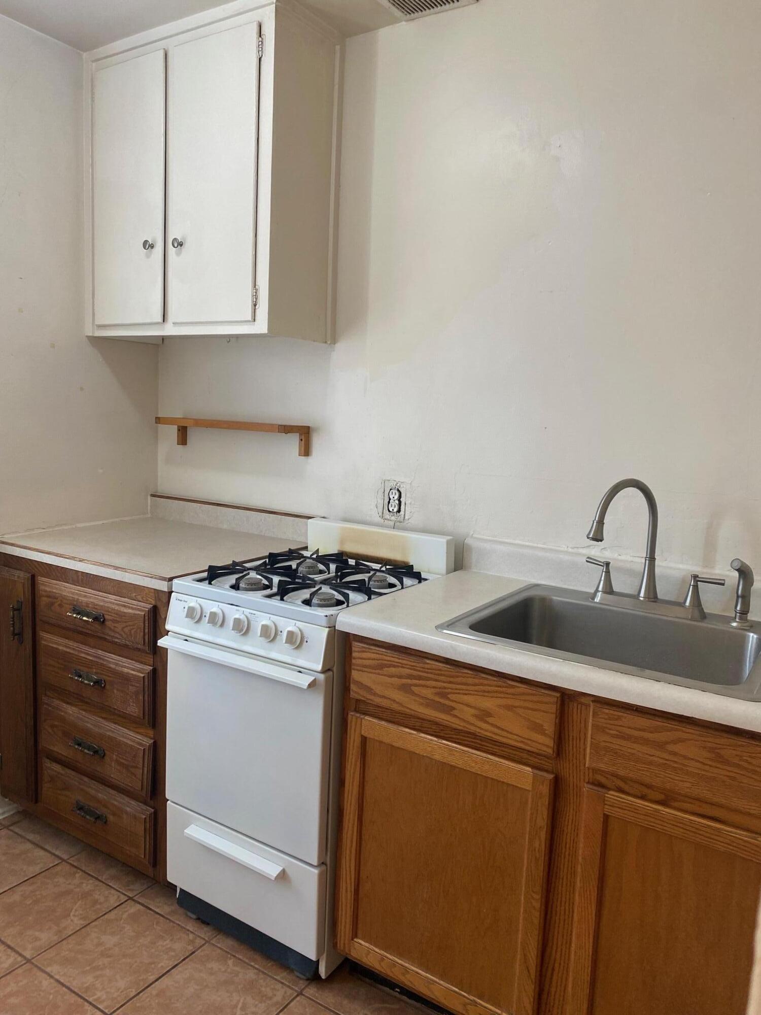 Photo 18 — 3434 Smith Avenue SE B
